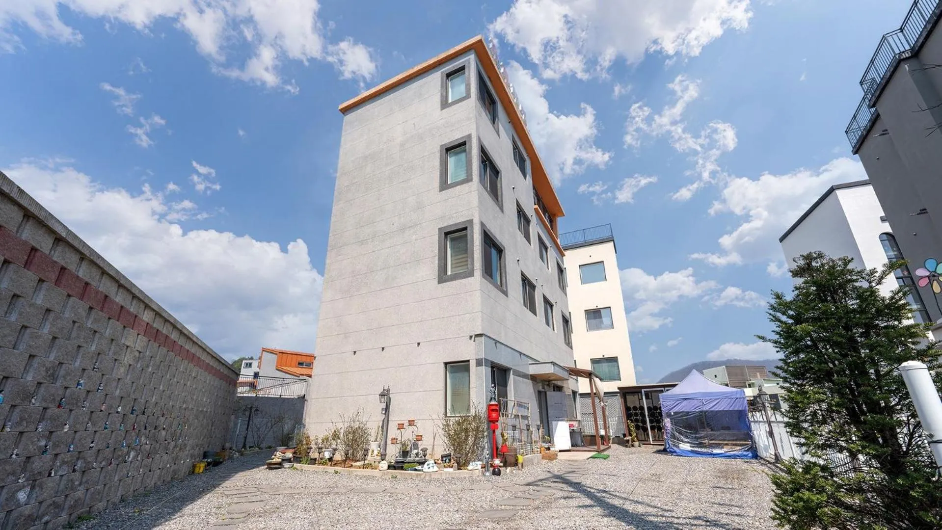 Gapyeong TwoTwo Spa Pension