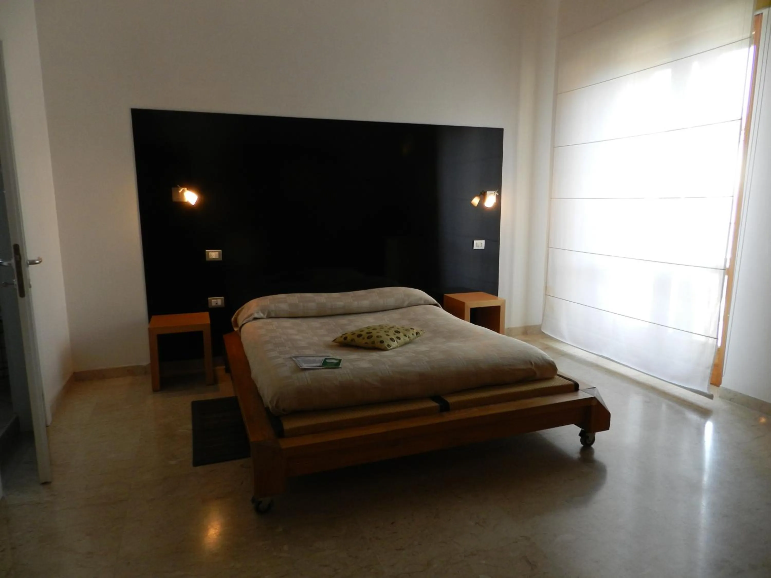 Day, Bed in Hotel I Colori