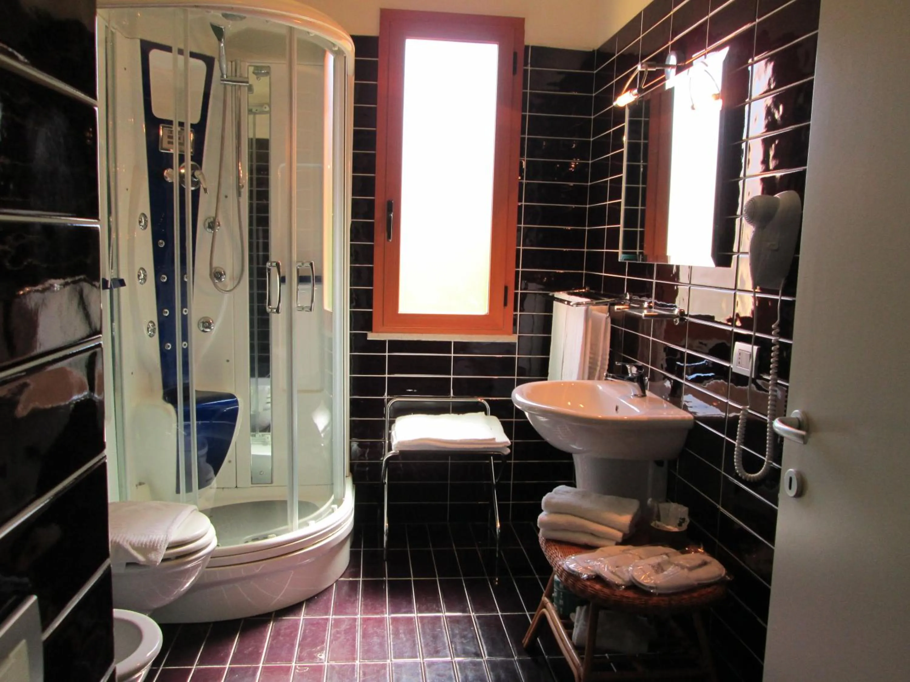 Bathroom in Hotel I Colori