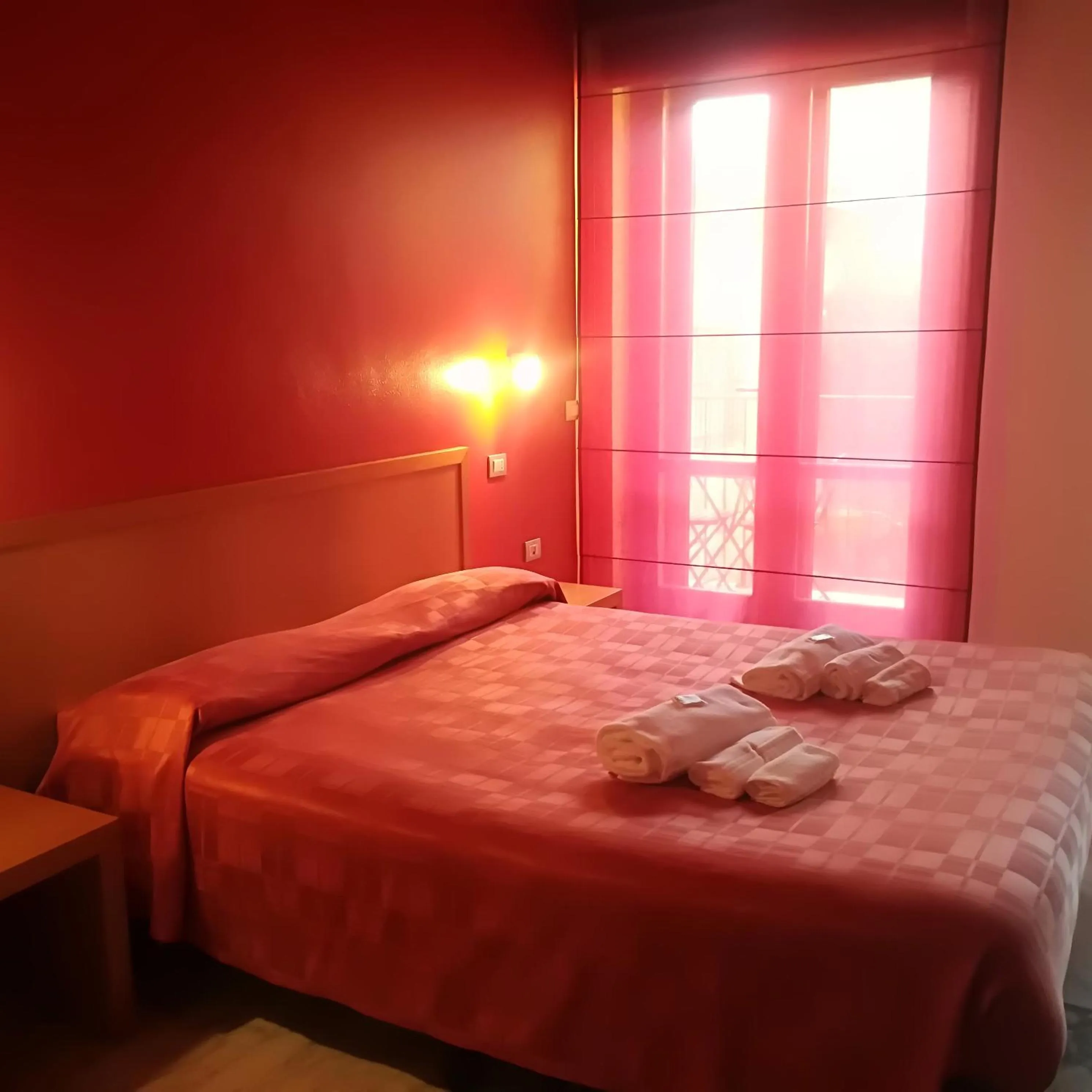 Bedroom, Bed in Hotel I Colori