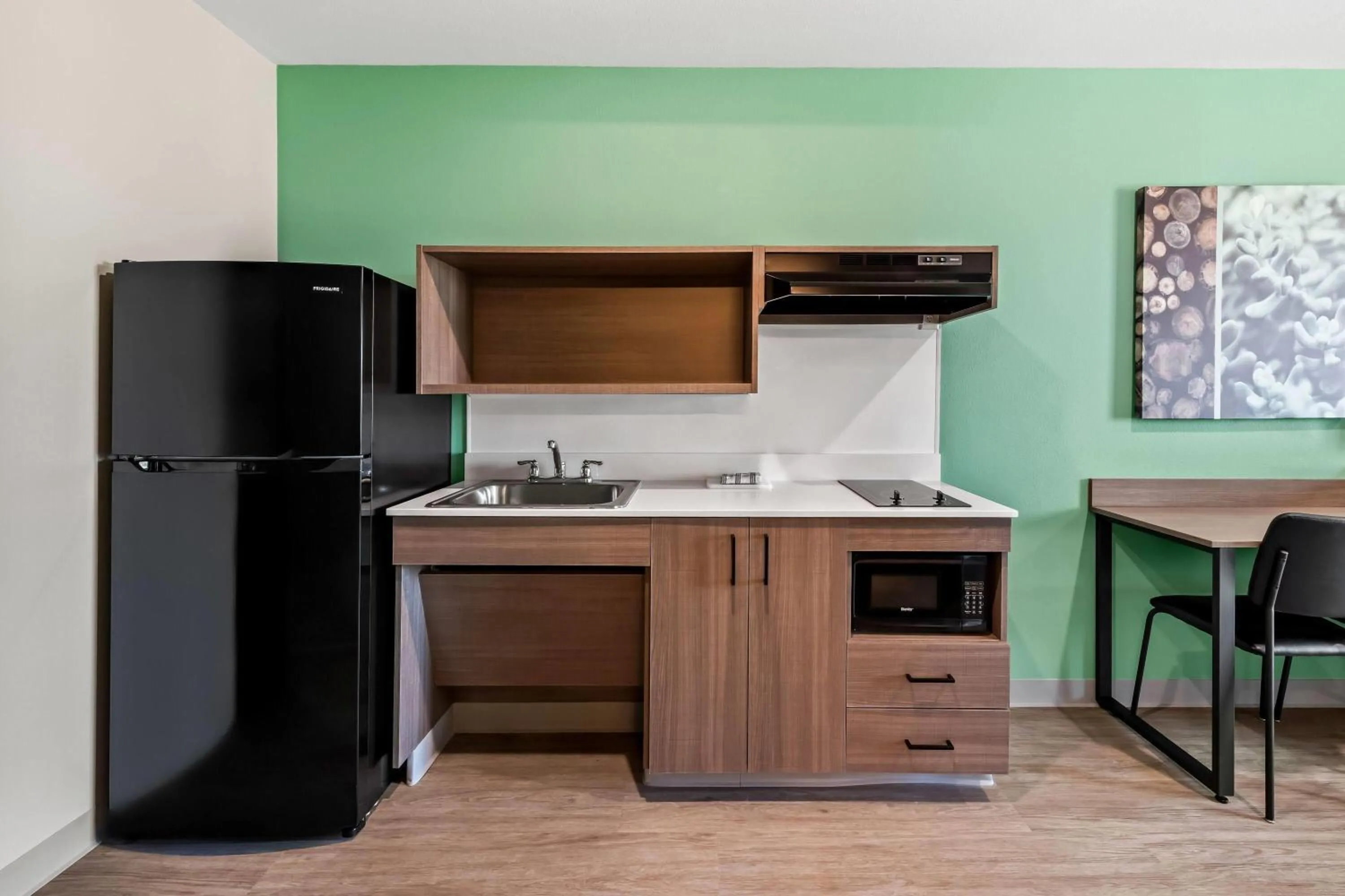 Bed in ECHO Suites Extended Stay by Wyndham Reno