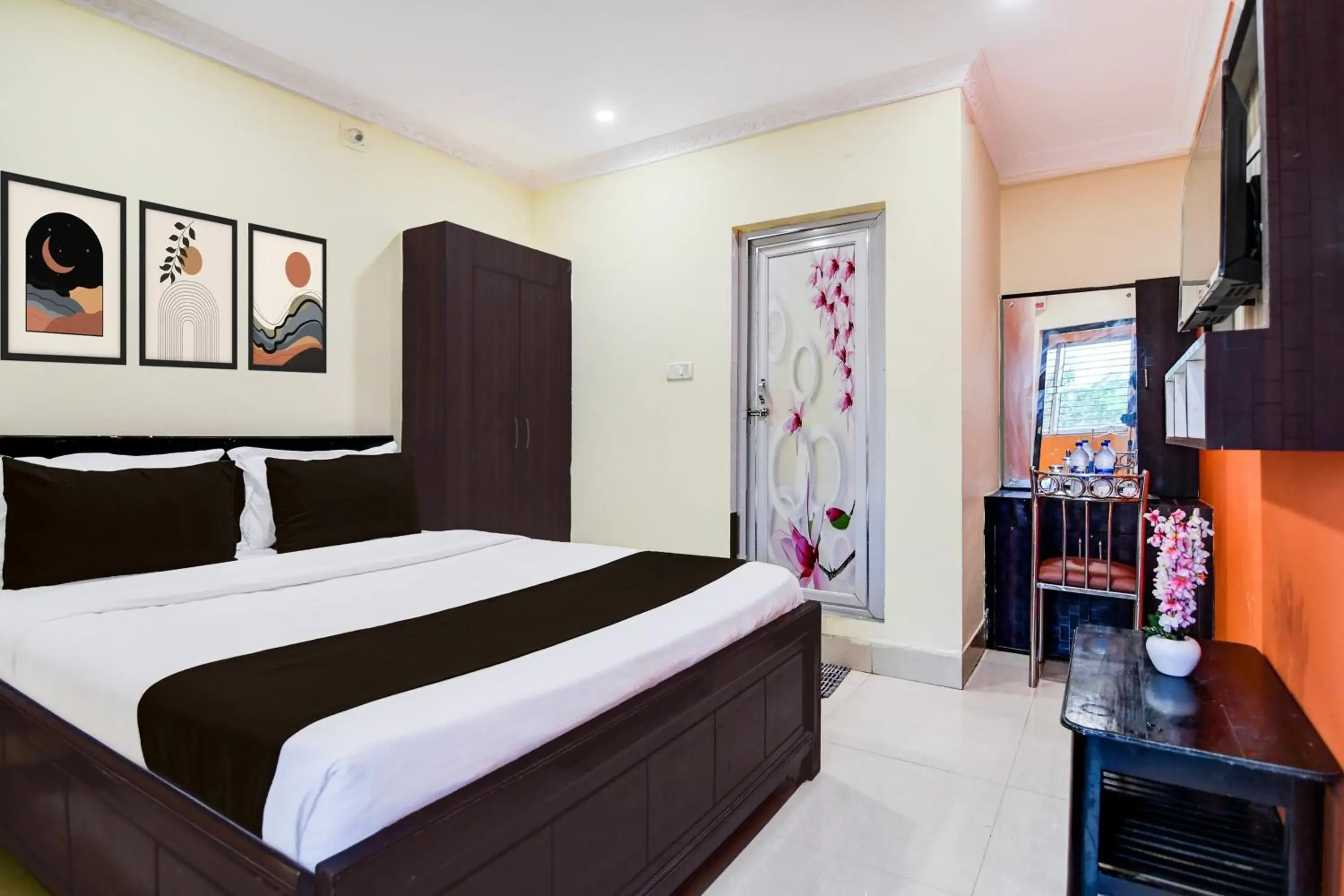 Classic Triple Room - single occupancy in Super Collection O Zoological Park Formerly Nandankanan Resort Classic Triple Room - single occupancy in Super Collection O Zoological Park Formerly Nandankanan Resort