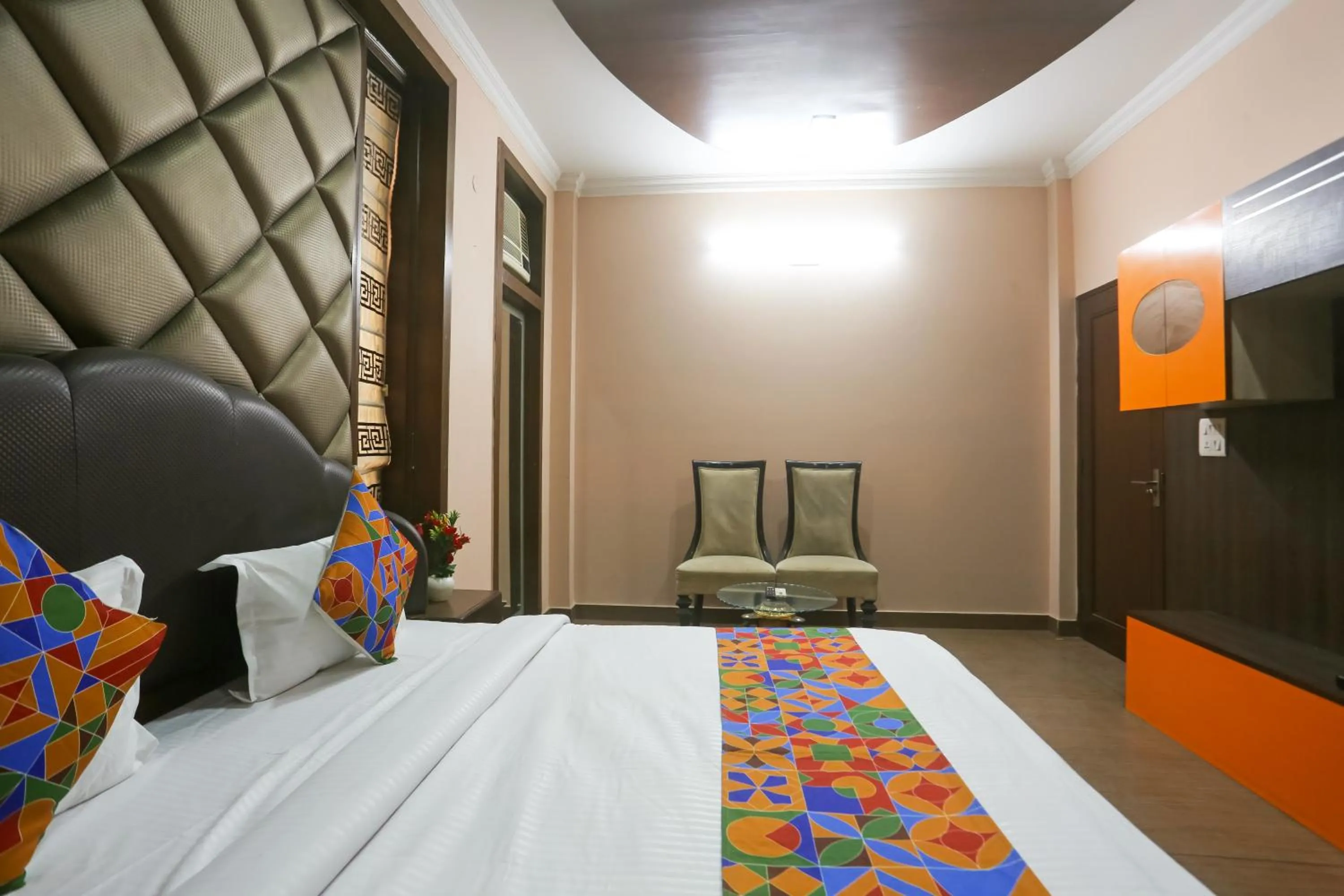 Bed in Swastik residency Paschim Vihar by twamev