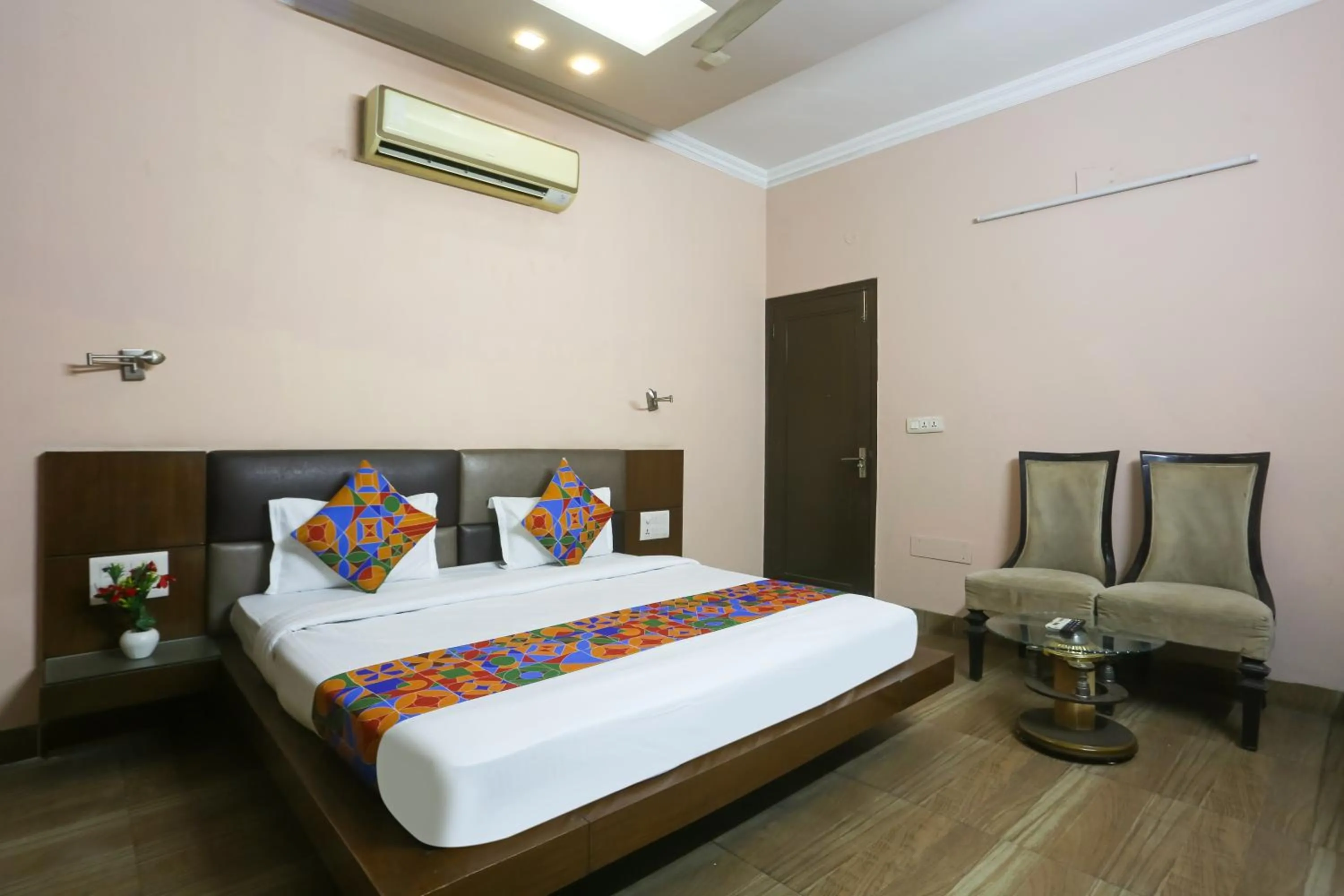 Bed in Swastik residency Paschim Vihar by twamev