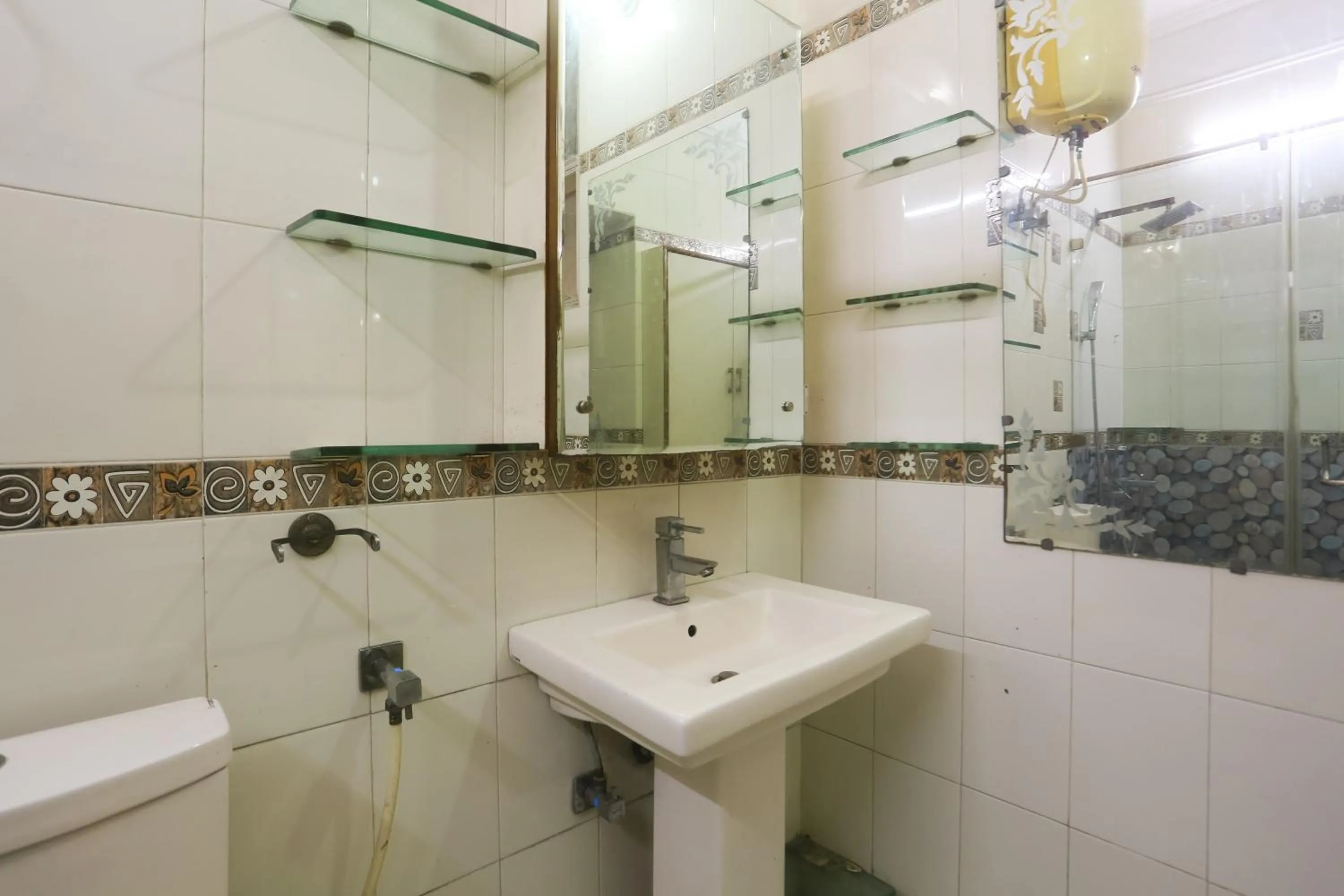 Shower in Swastik residency Paschim Vihar by twamev