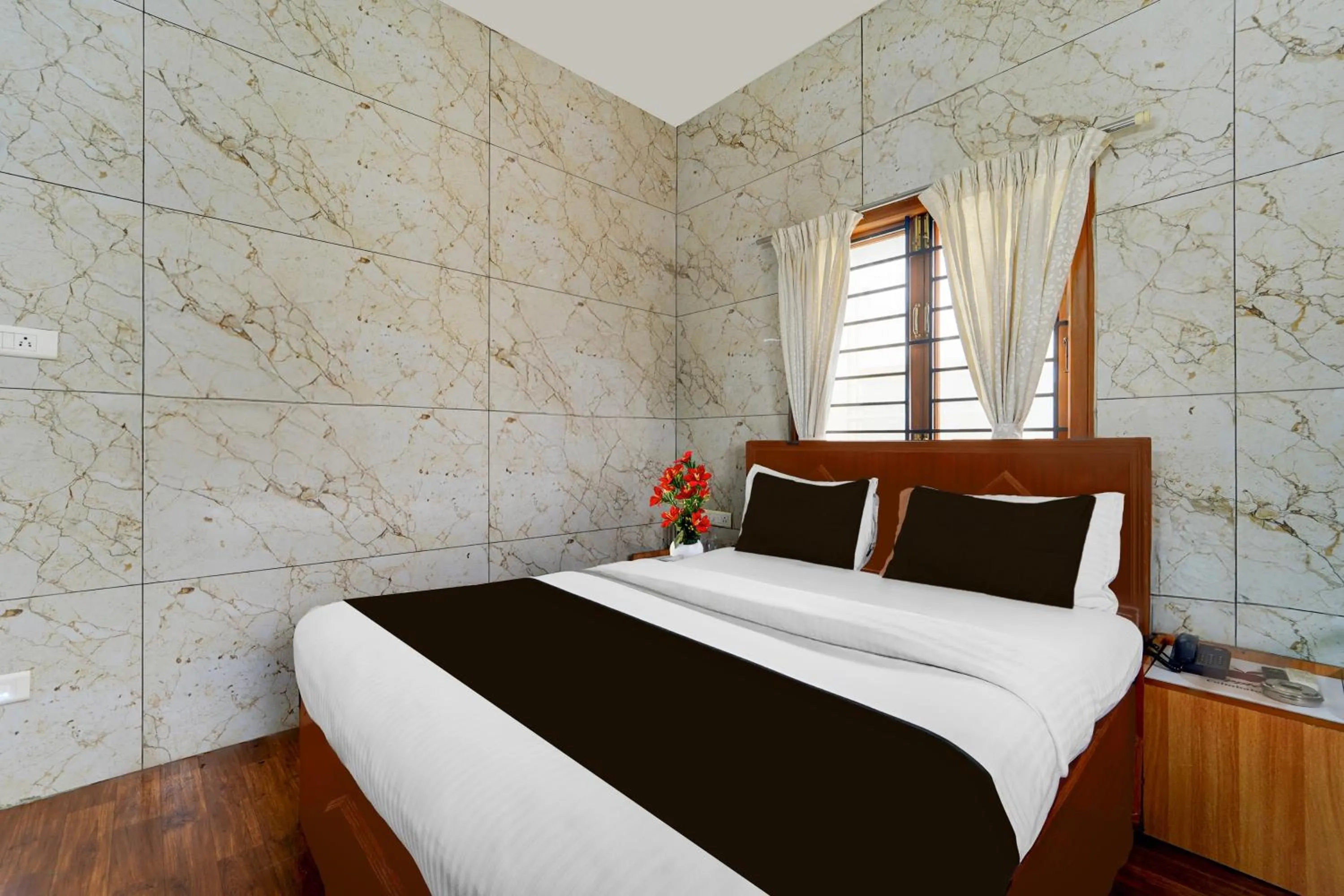 Bedroom, Bed in Super Collection O Omni Bus Terminal Gandhipuram Formerly Apple Grand