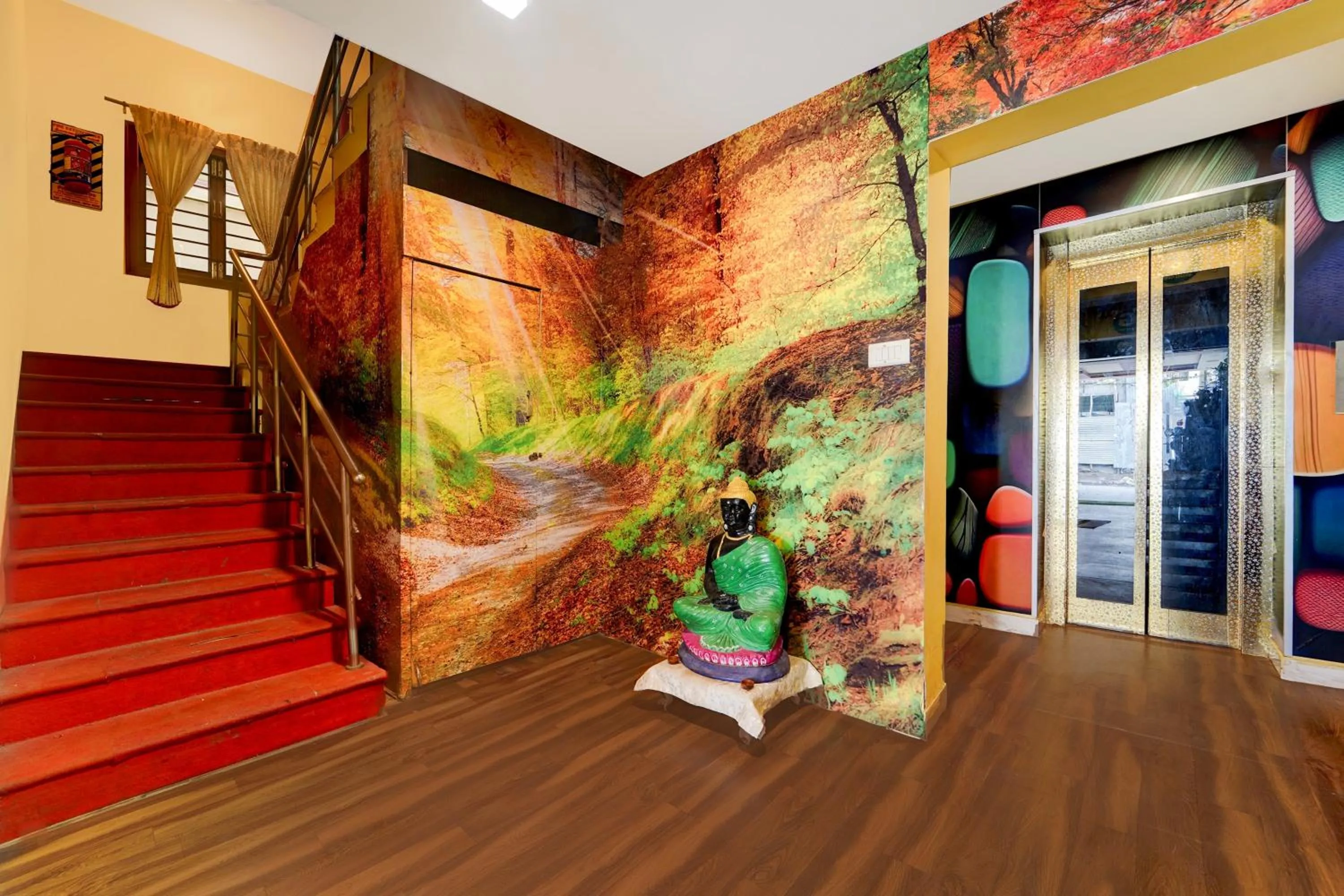Lobby or reception in Super Collection O Omni Bus Terminal Gandhipuram Formerly Apple Grand