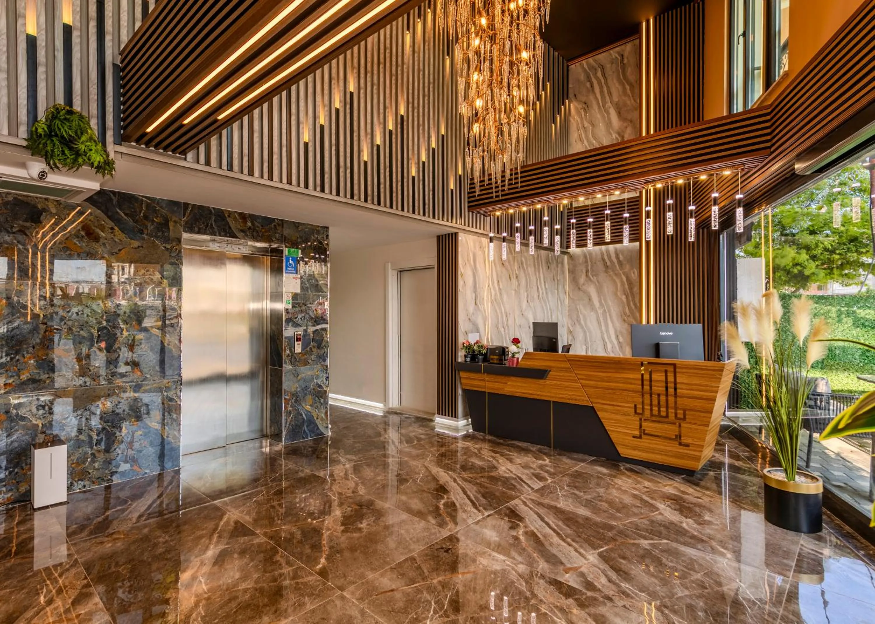 Lobby or reception in Airport Waves Hotel