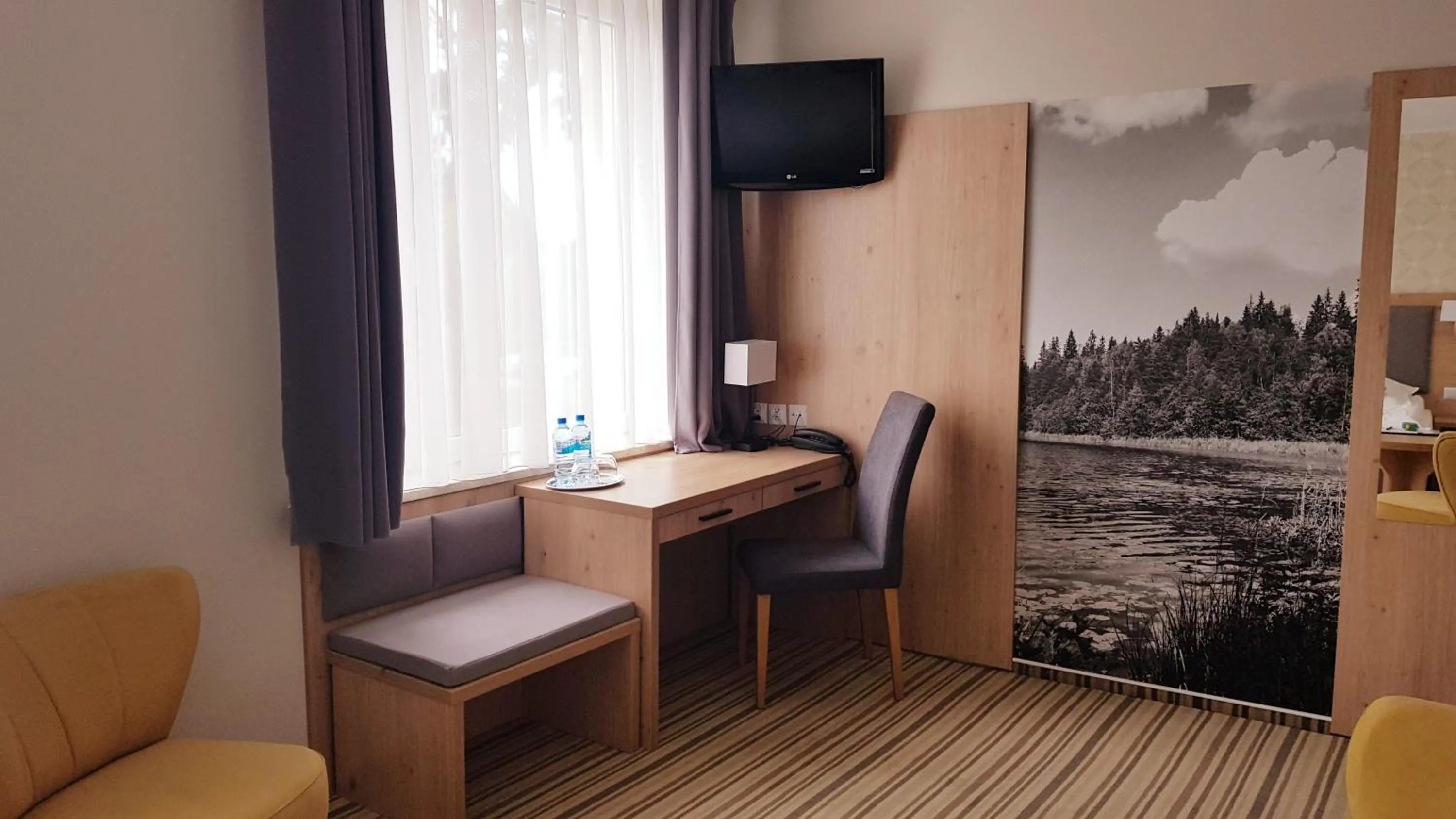 People in Hotel Ossowski