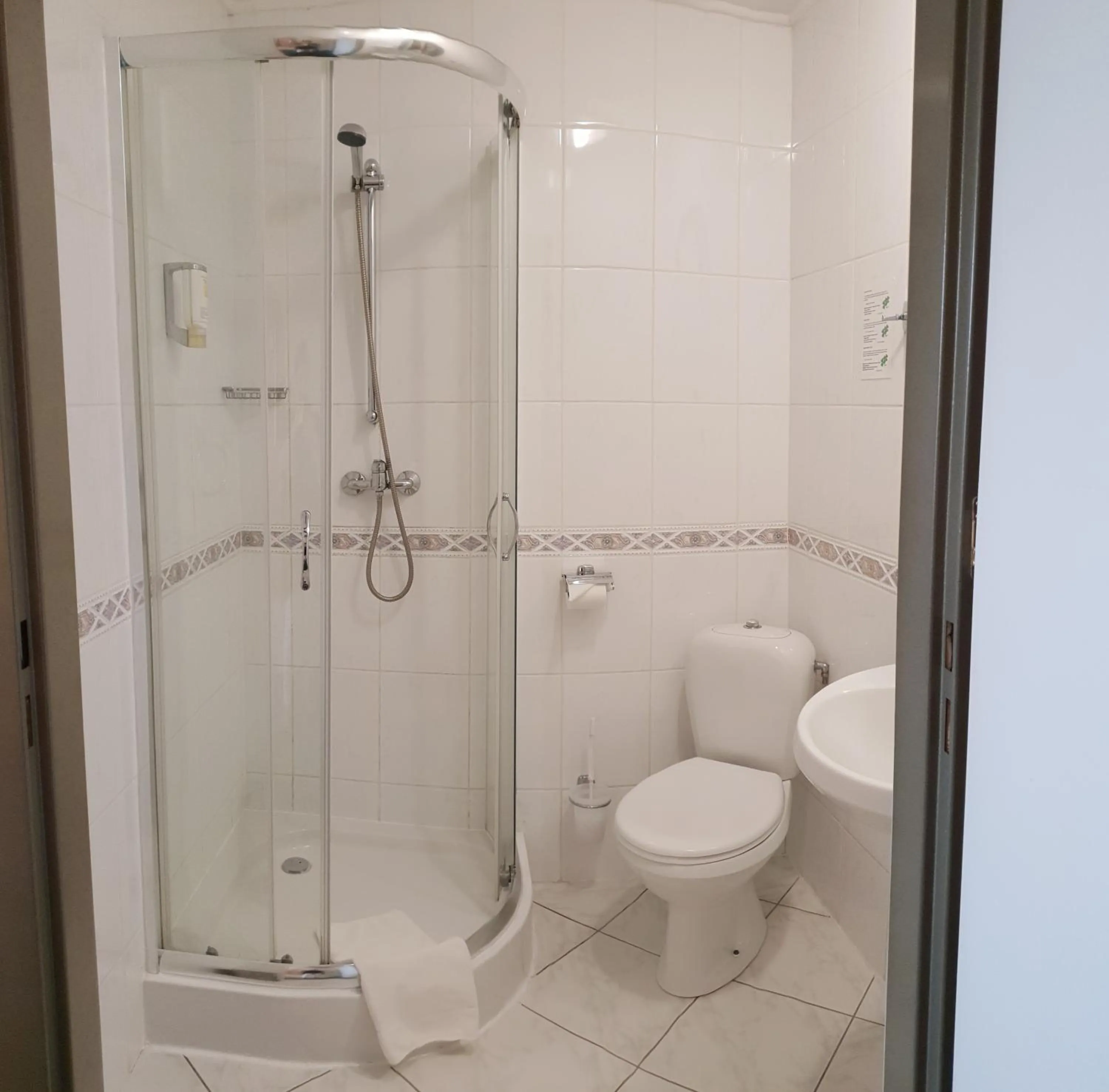 Toilet in Hotel Ossowski