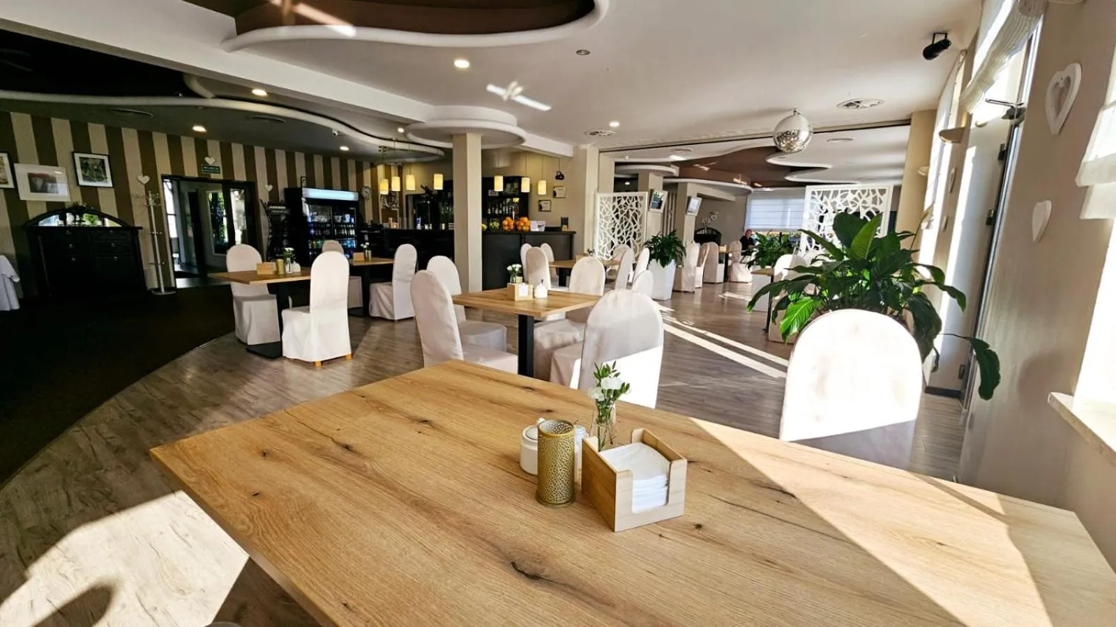 Restaurant/places to eat in Hotel Ossowski