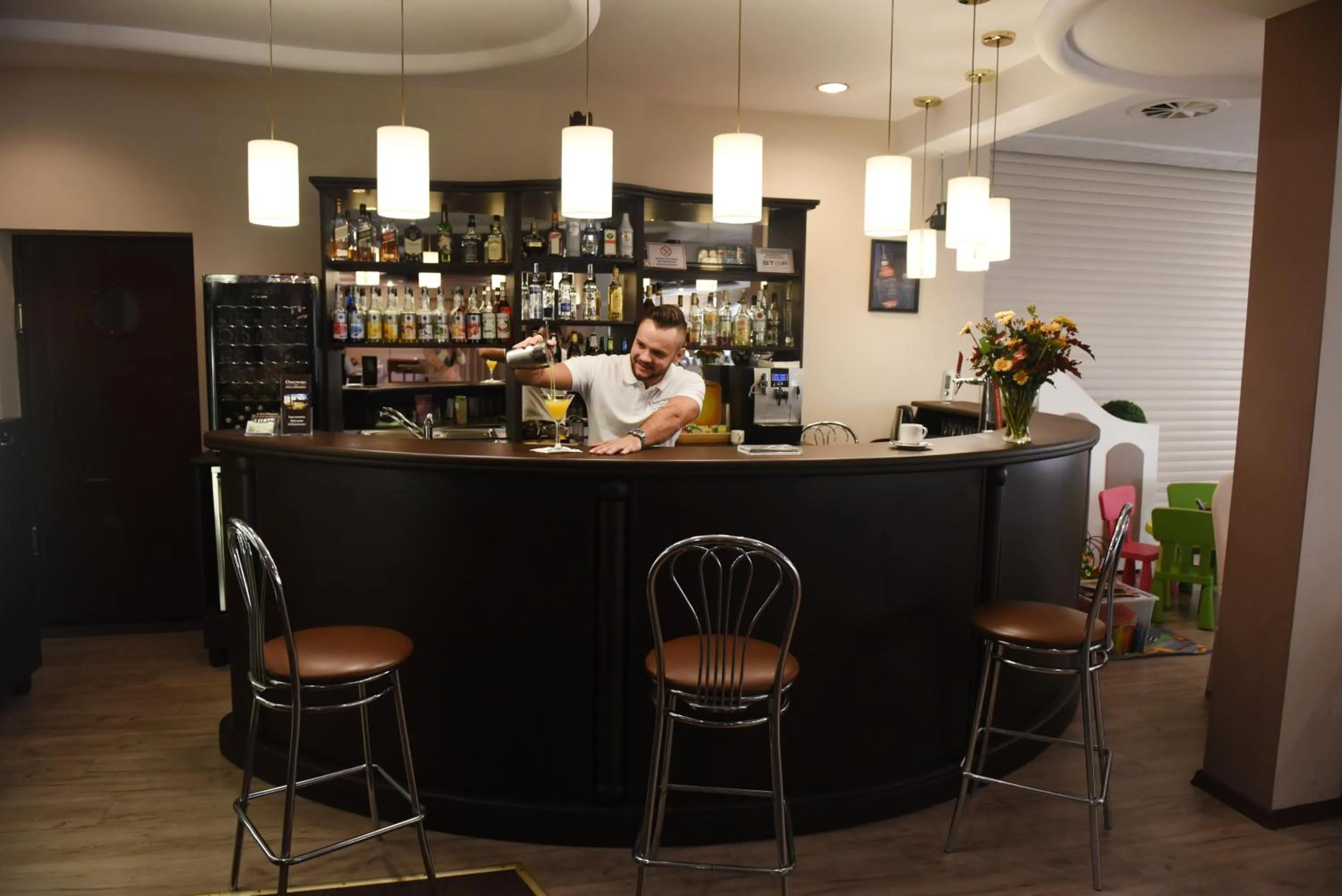 Restaurant/places to eat in Hotel Ossowski