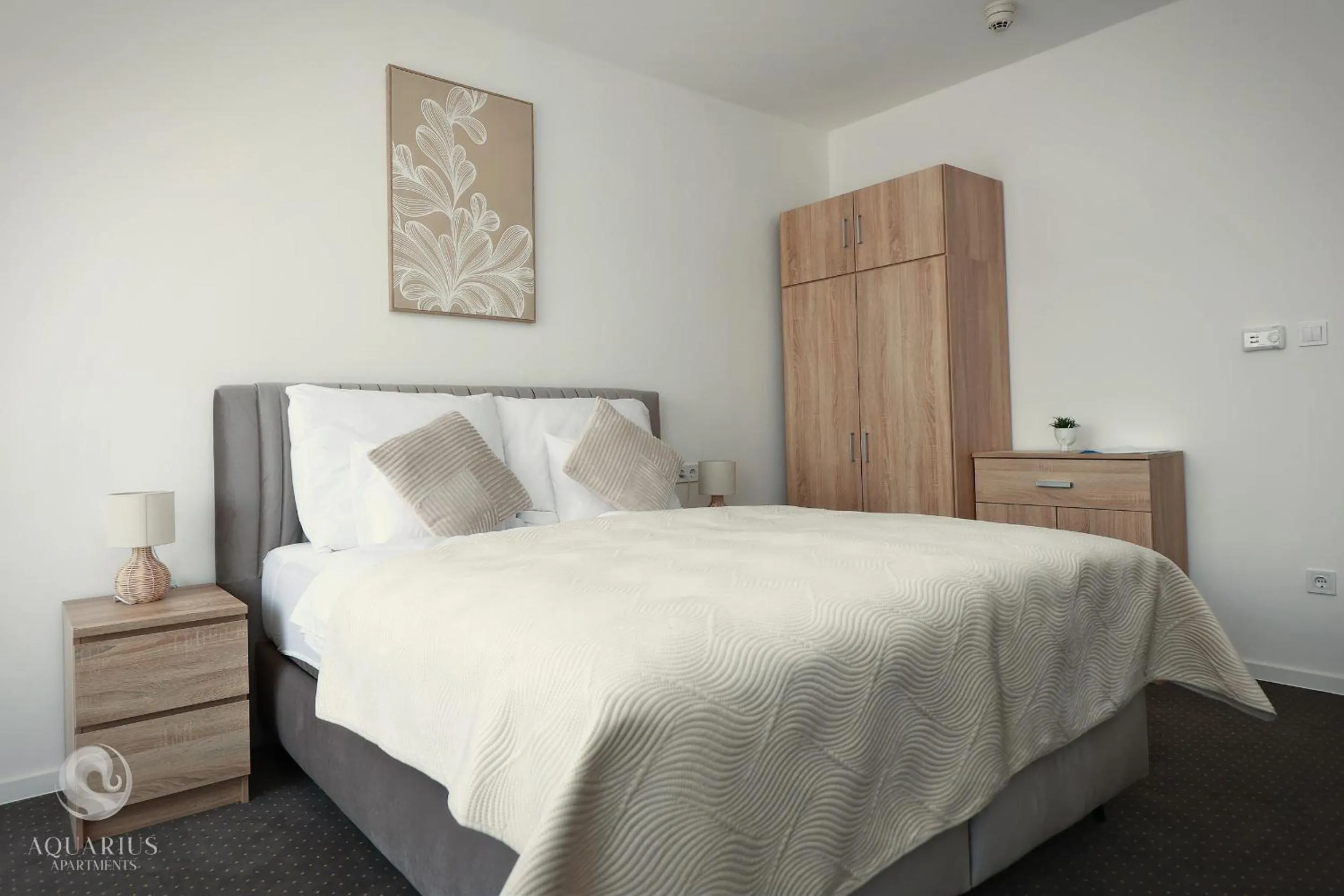 One-Bedroom Premium Apartment in Aquarius Apartments