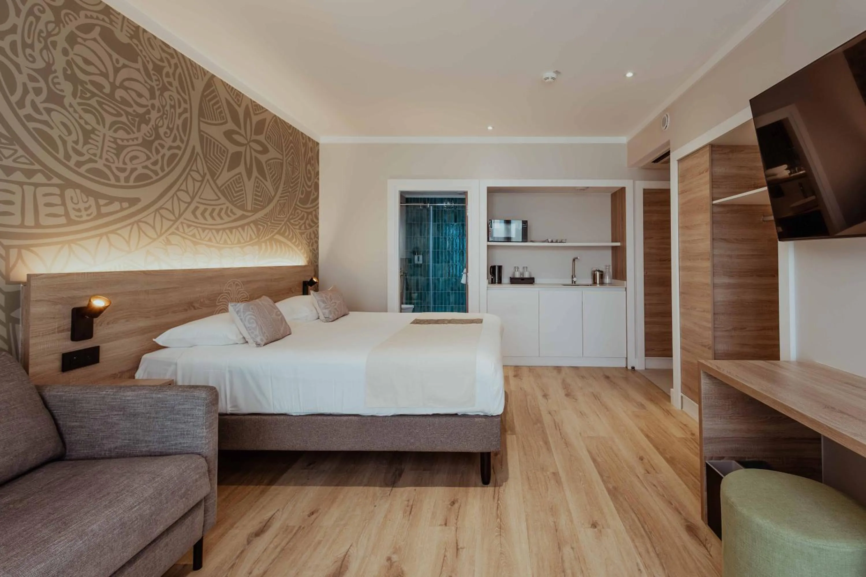 Bed in Hotel Reva TAHITI