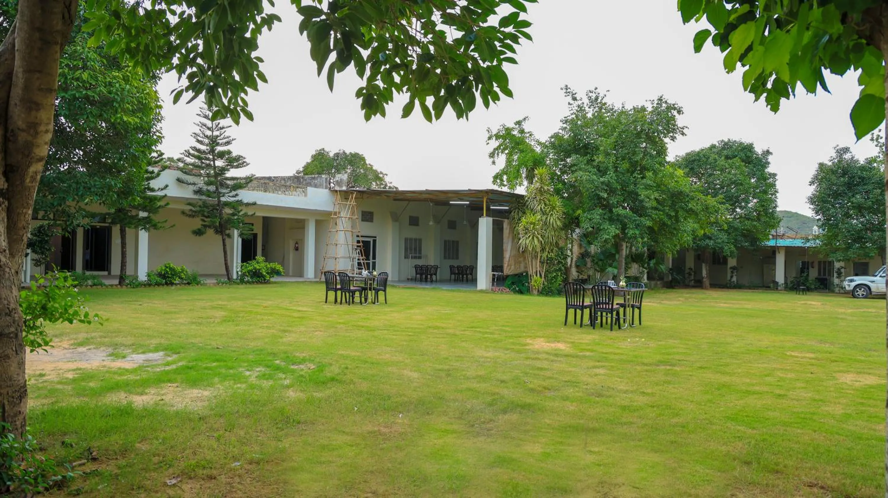 Garden in The Lala Hotel and Resort