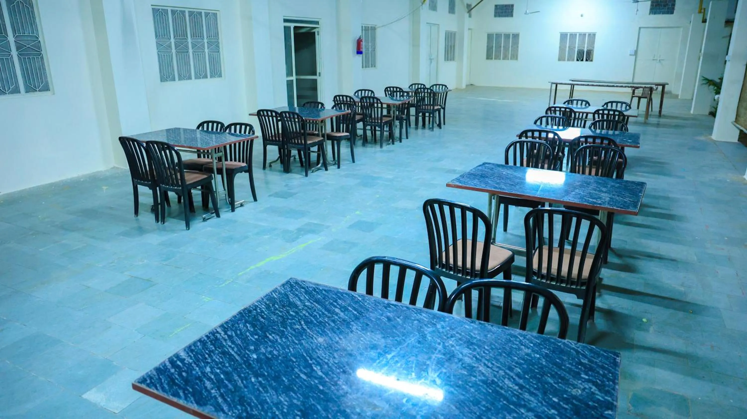 Restaurant/places to eat in The Lala Hotel and Resort