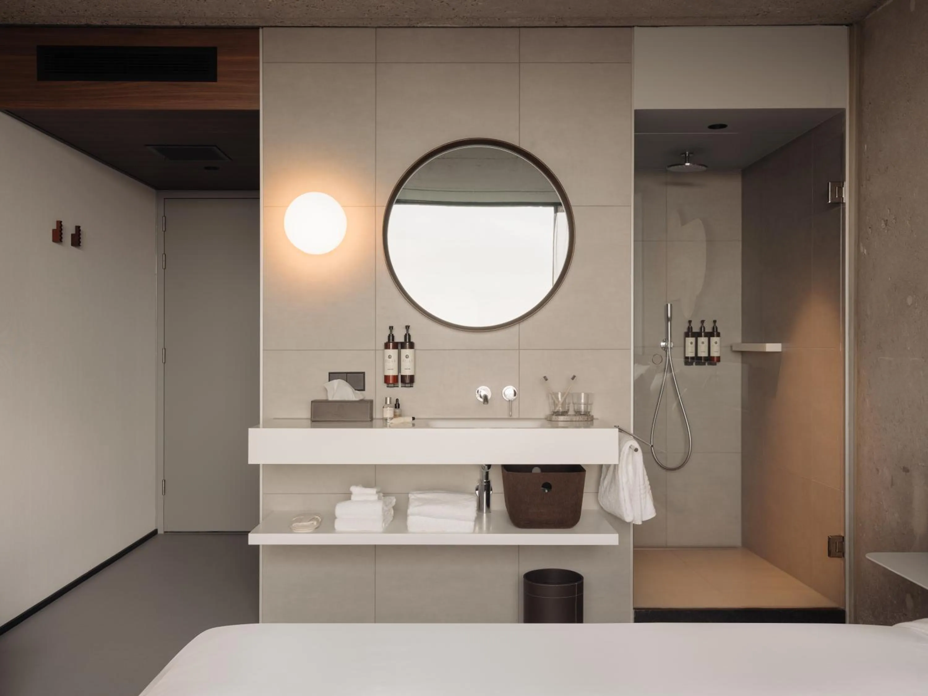 Shower in Hotel V Oosterpark