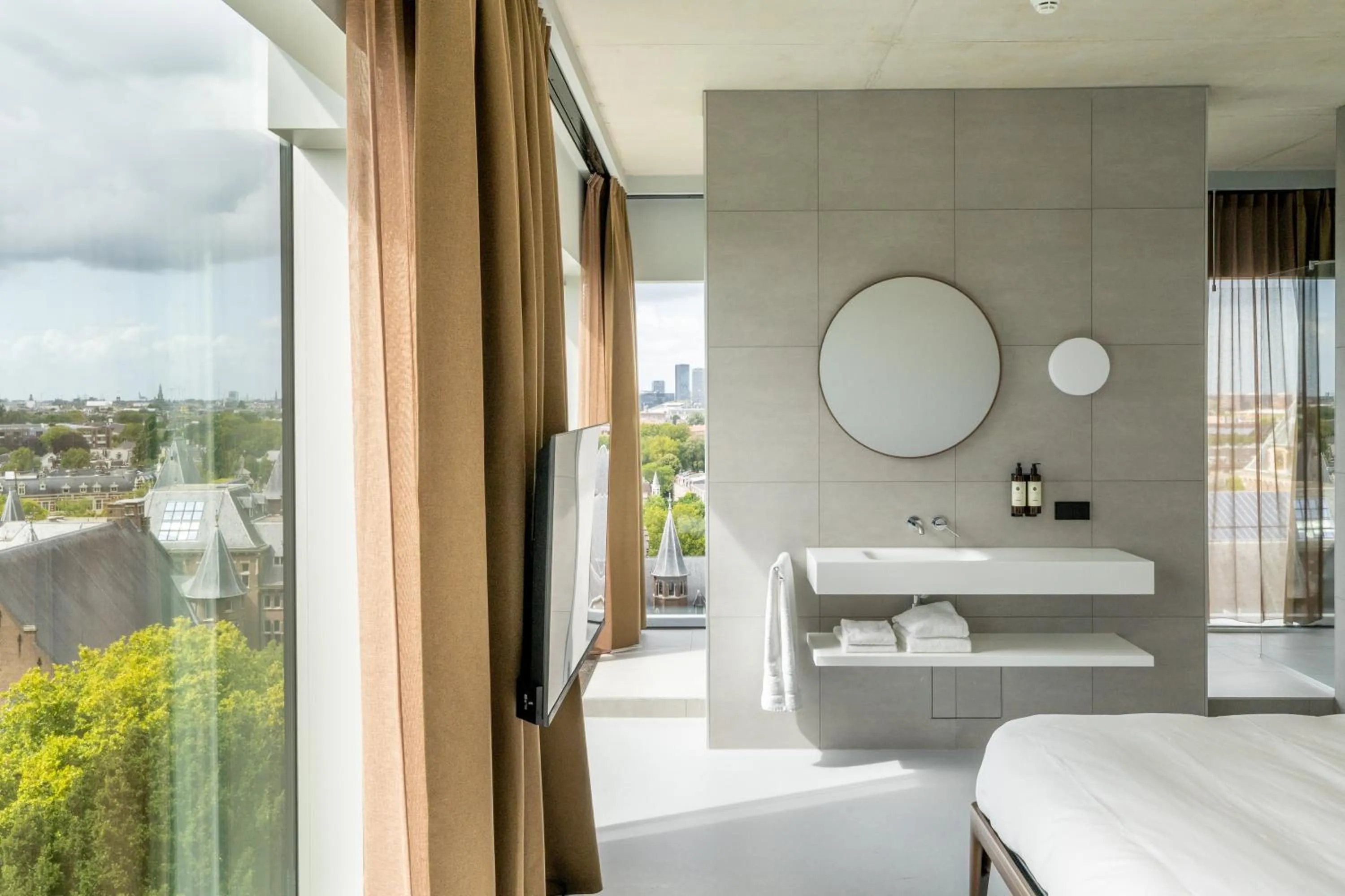 Bedroom in Hotel V Oosterpark