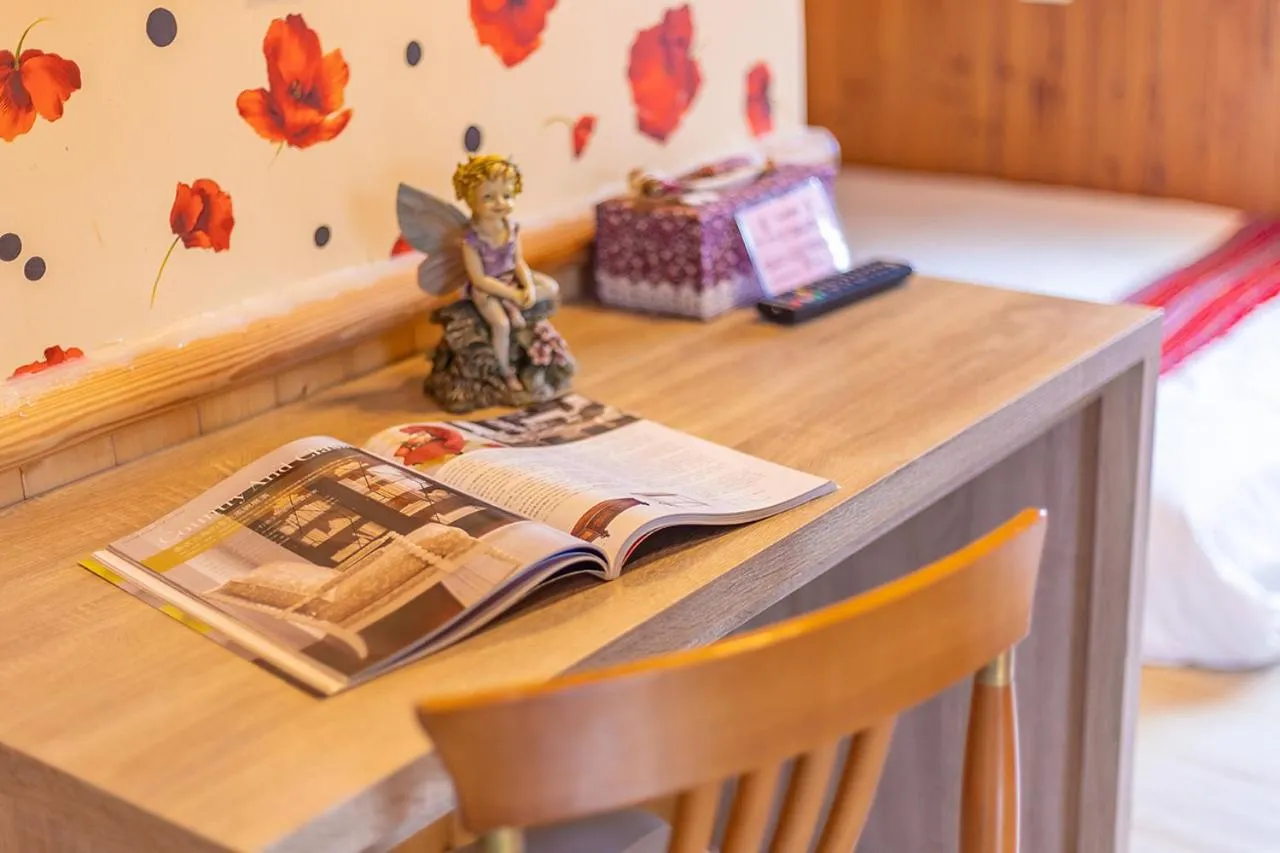 Seating area in Yishin Garden B&B