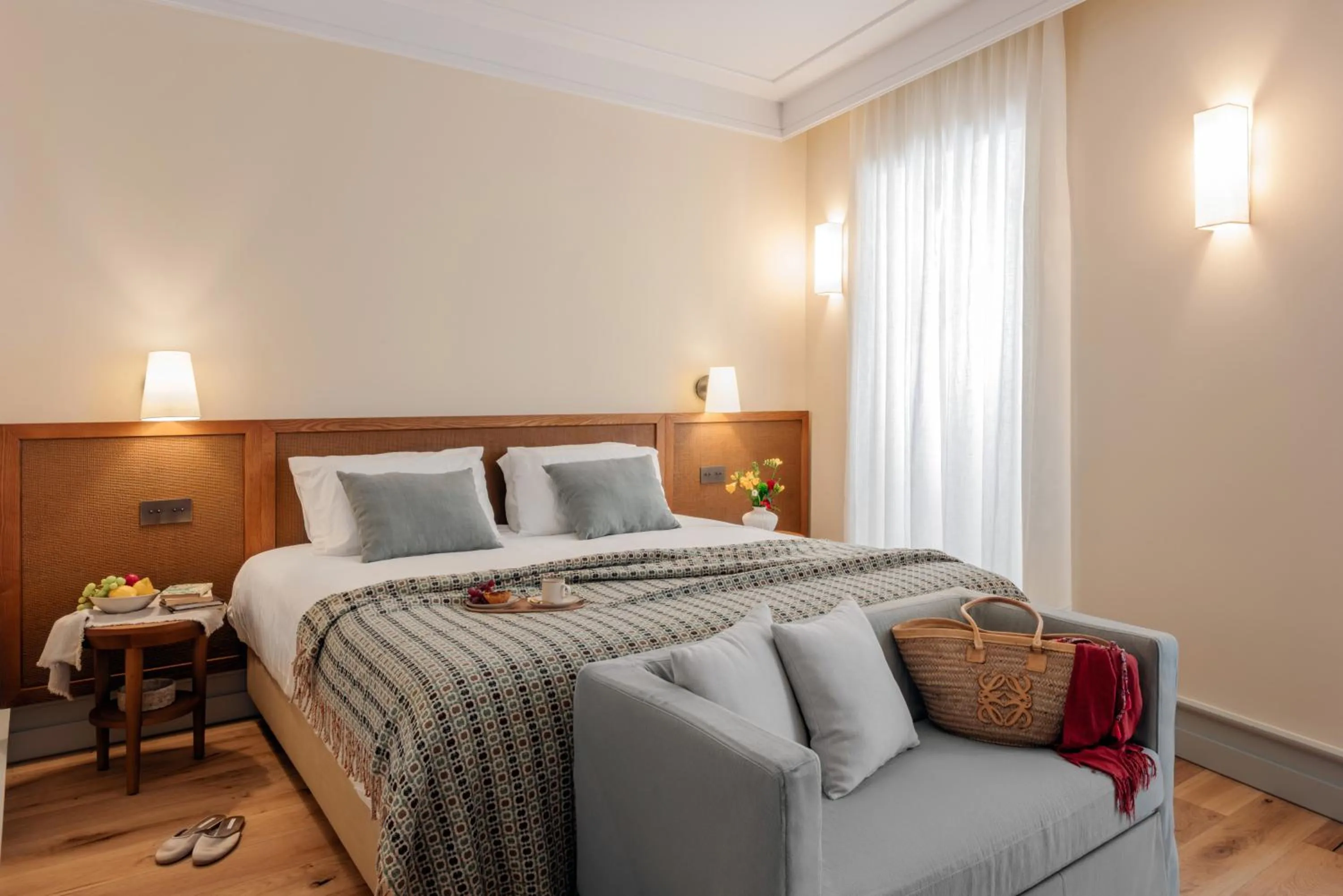 Photo of the whole room, Bed in Palácio de Tavira, a Small Luxury Hotel of the World