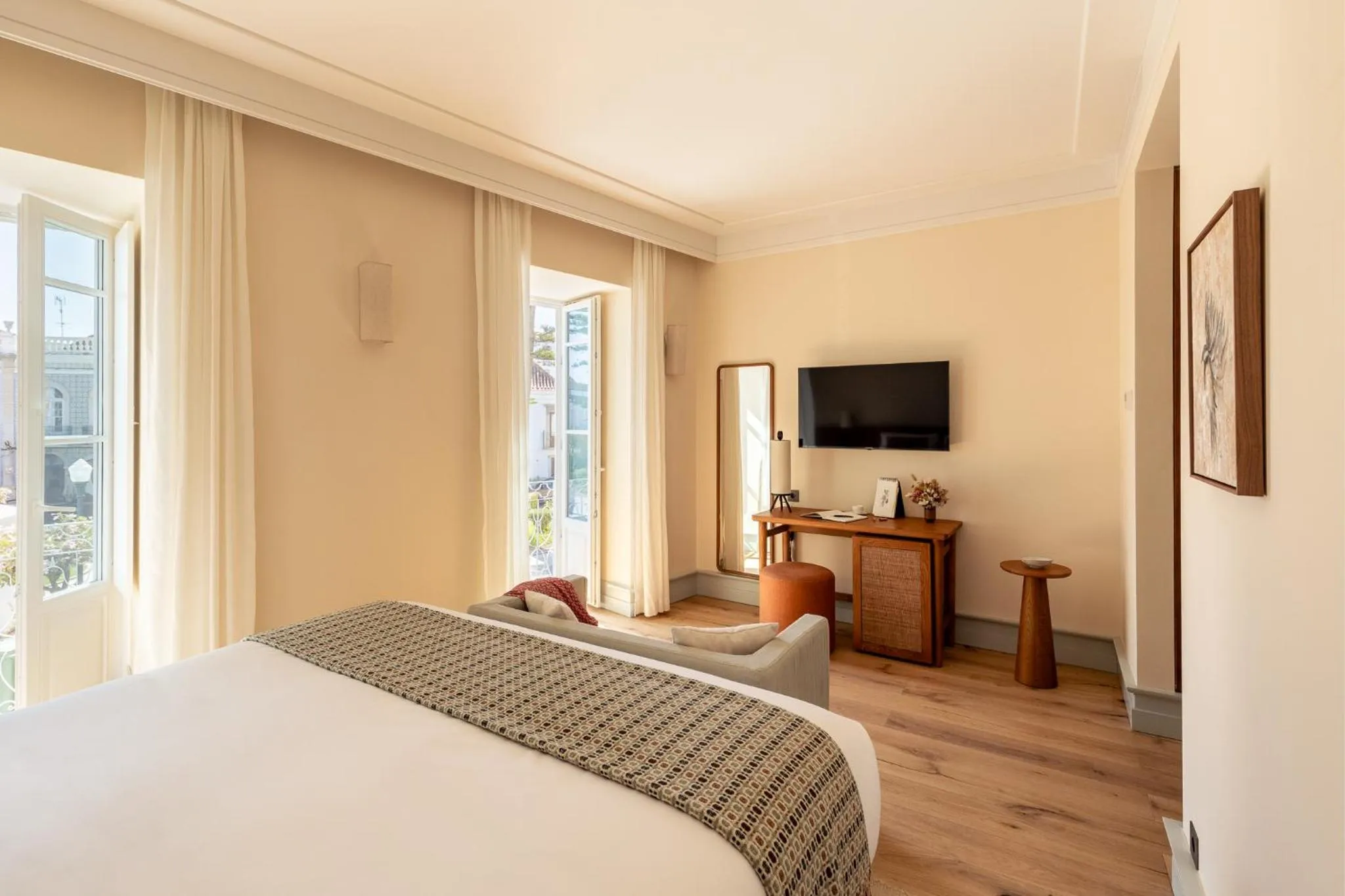 Photo of the whole room, Bed in Palácio de Tavira, a Small Luxury Hotel of the World