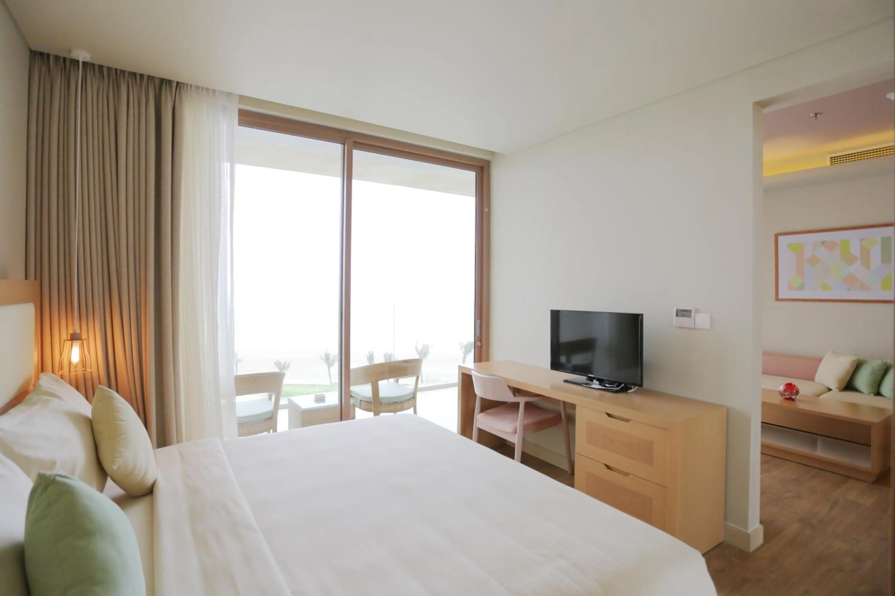 Bedroom, Bed in FLC Luxury Hotel Samson