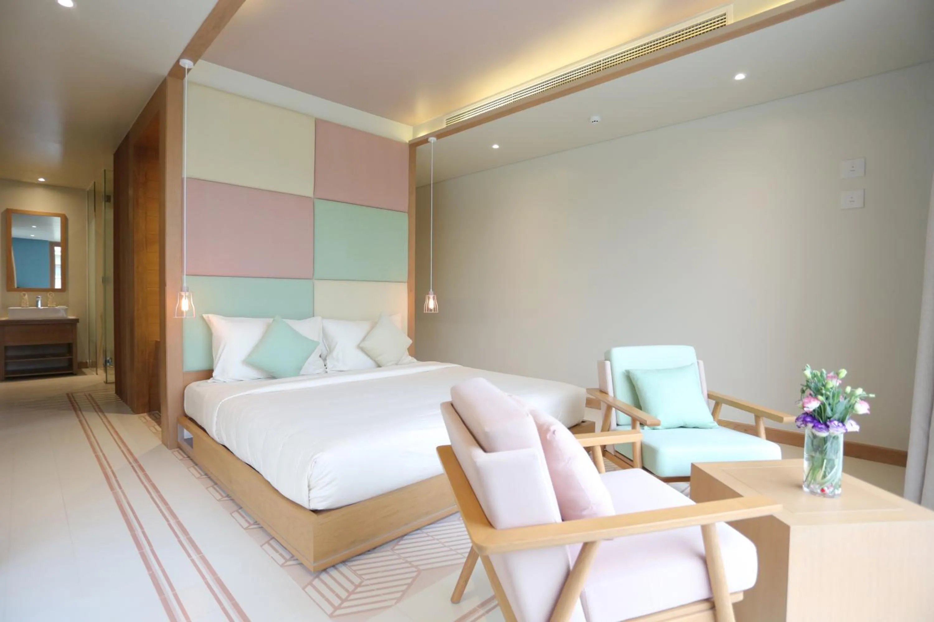 Bedroom, Bed in FLC Luxury Hotel Samson