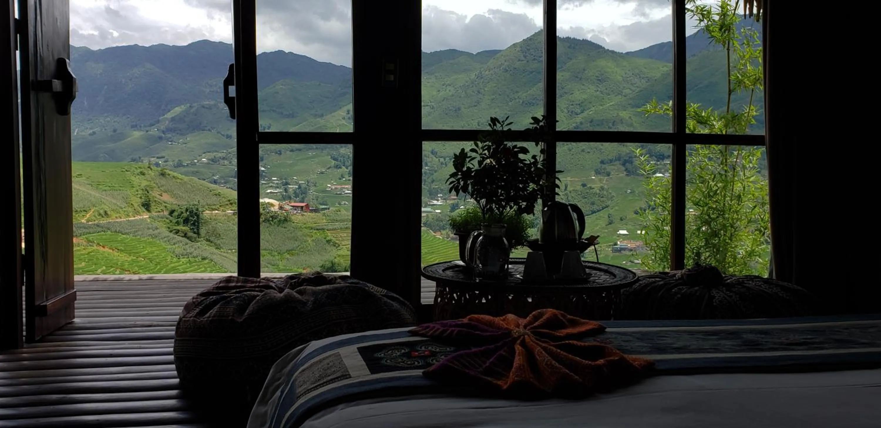 Mountain view in Eco Palms House - Sapa Retreat