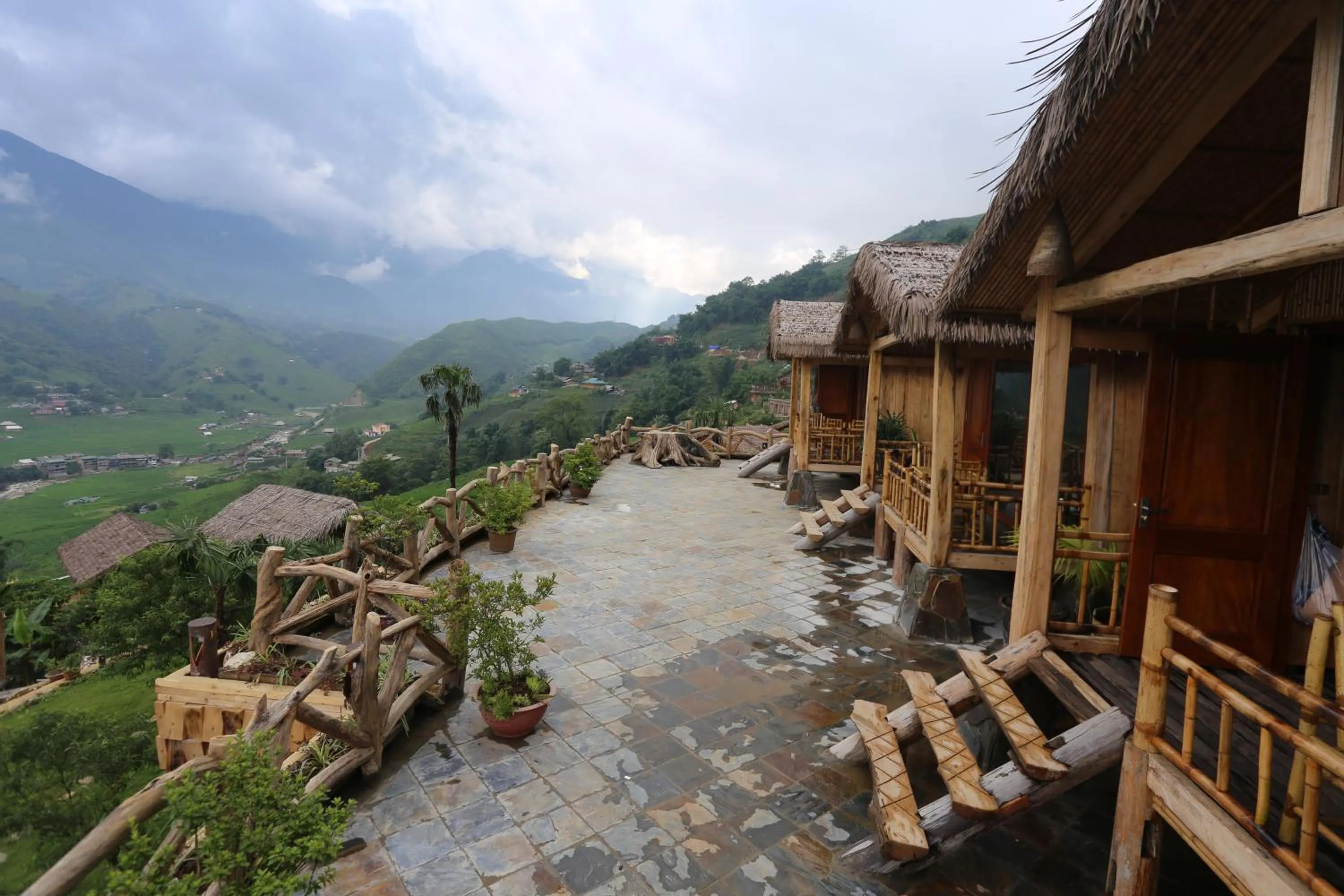 Patio in Eco Palms House - Sapa Retreat