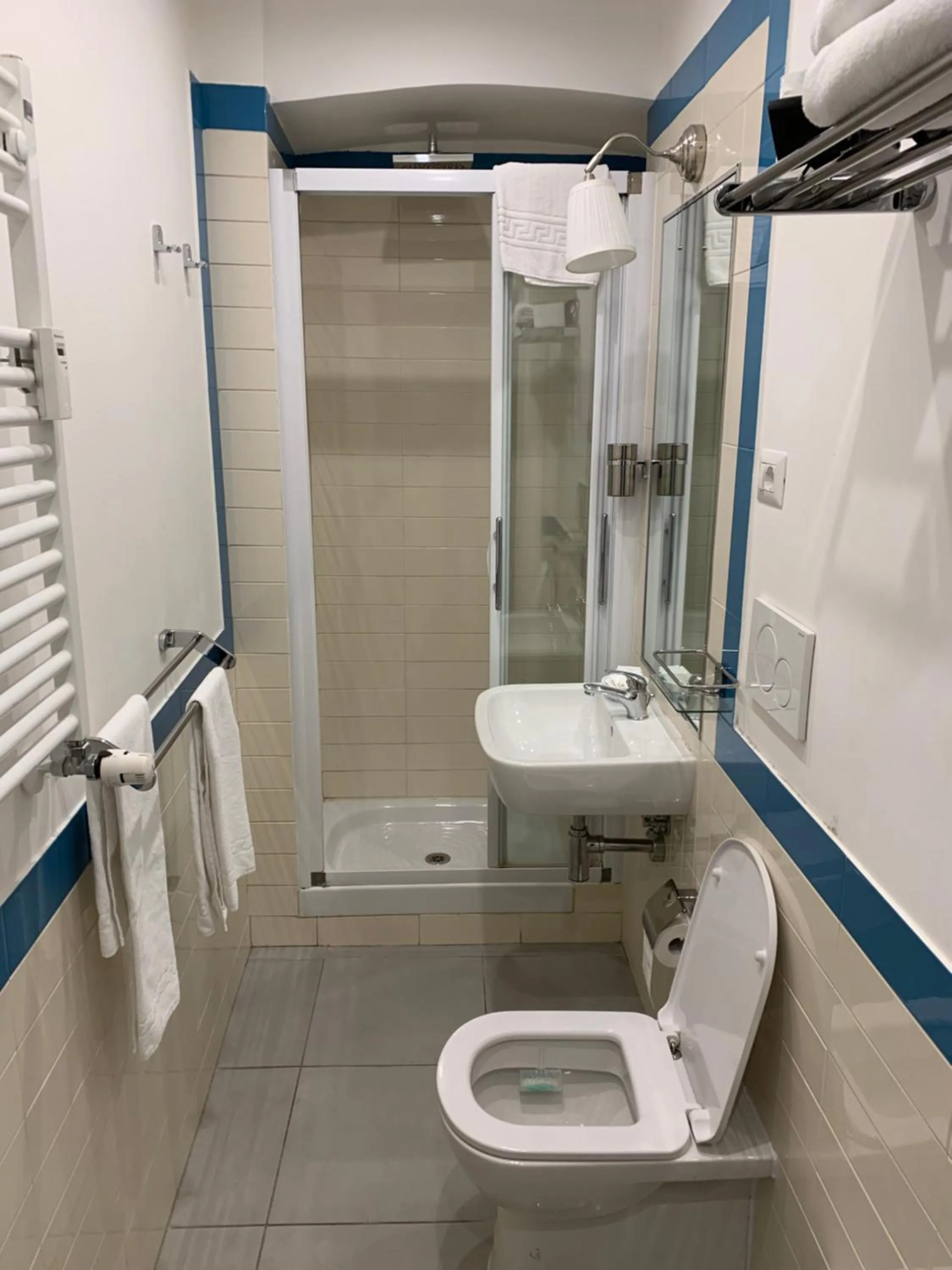 Bathroom in Rome Together Guest House