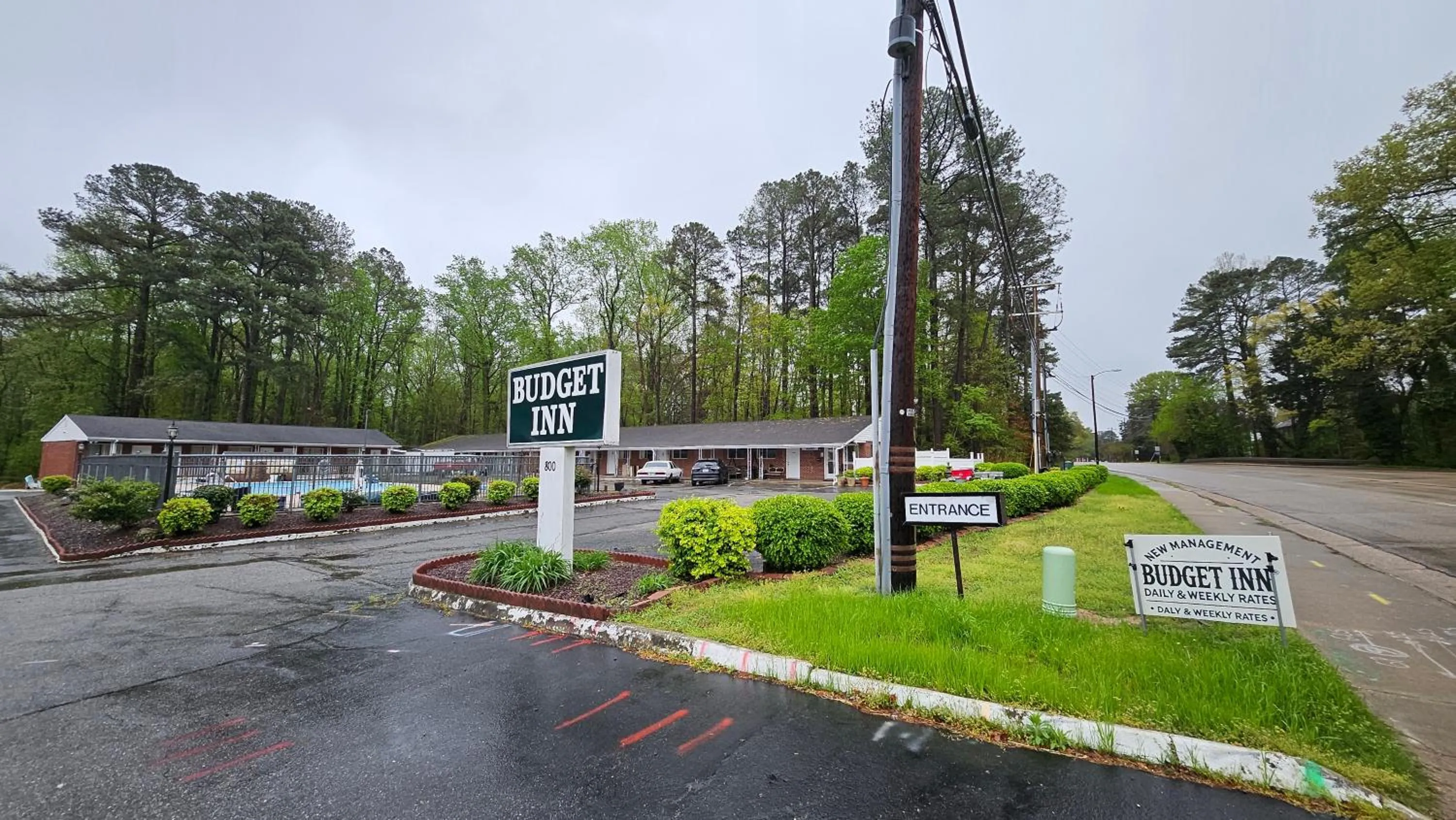 Property building in Budget Inn