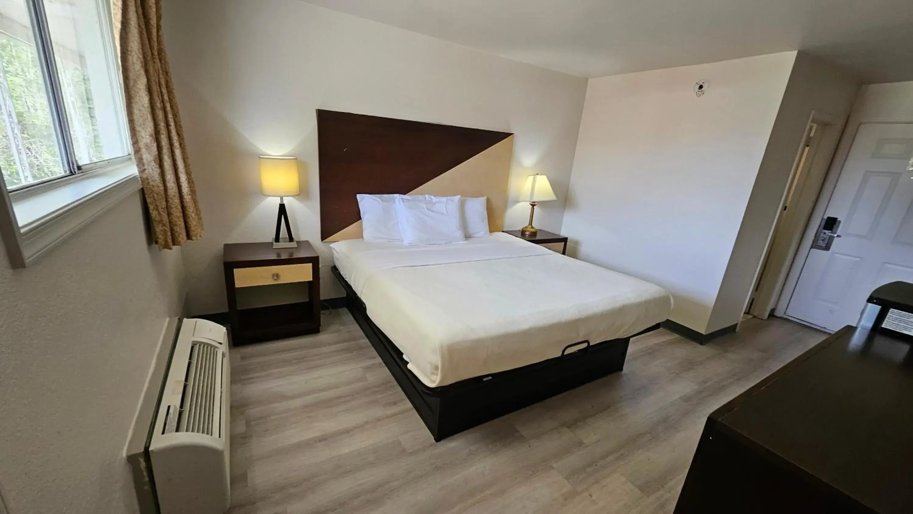 King Studio - single occupancy in Budget Inn King Studio - single occupancy in Budget Inn