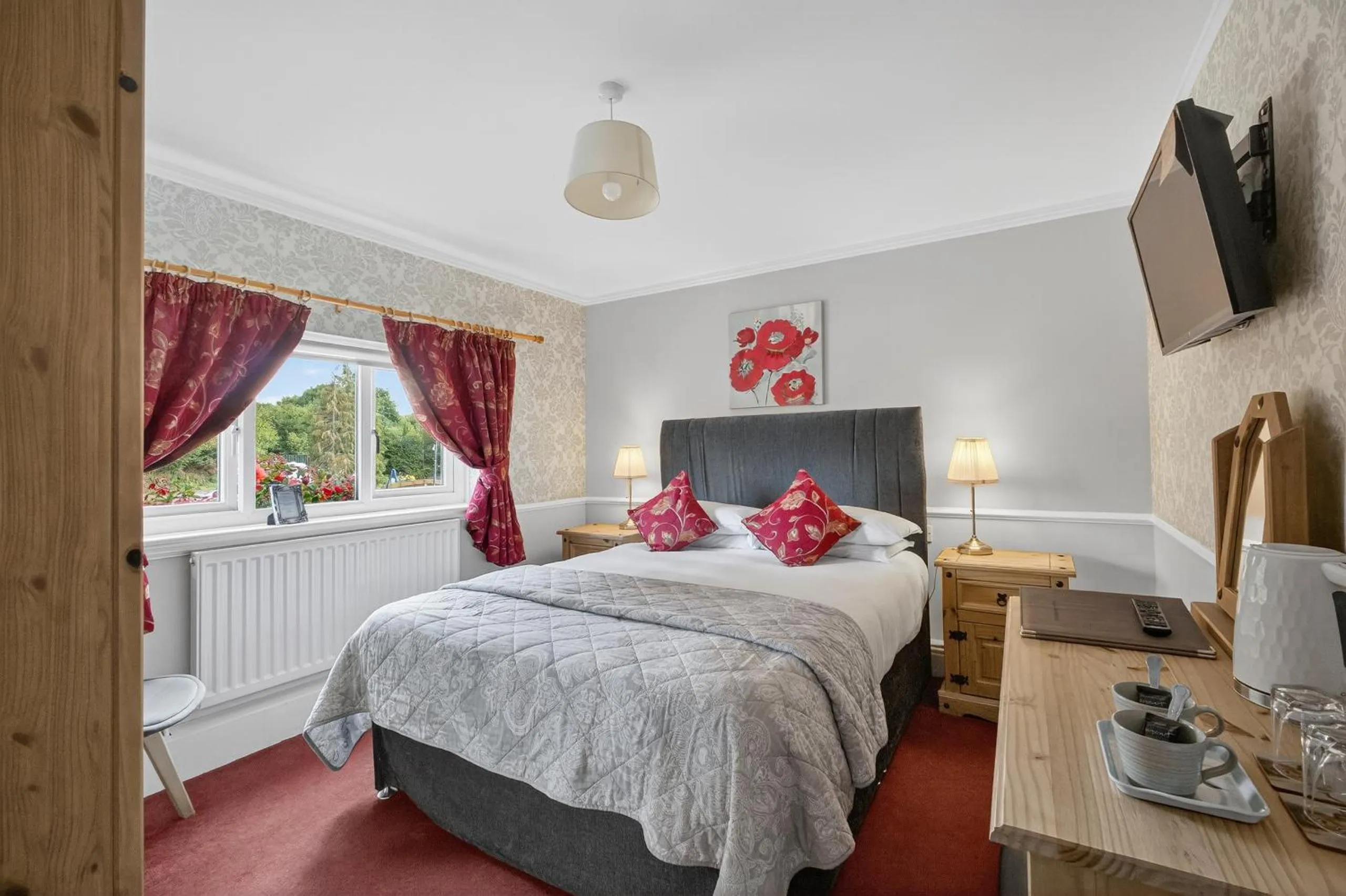 Bed in Greyhound Country Inn