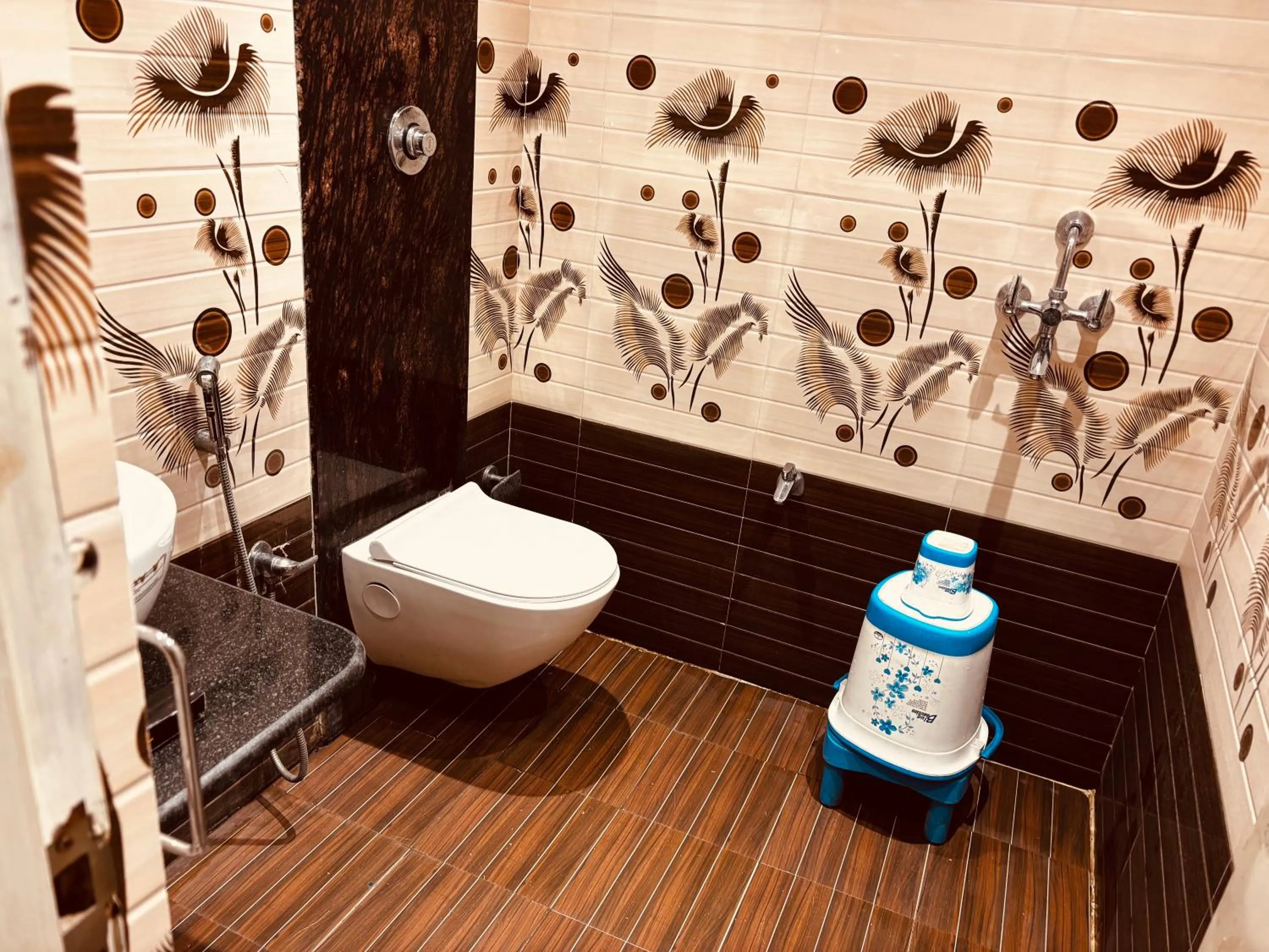 Bathroom in Hotel Chariot Inn