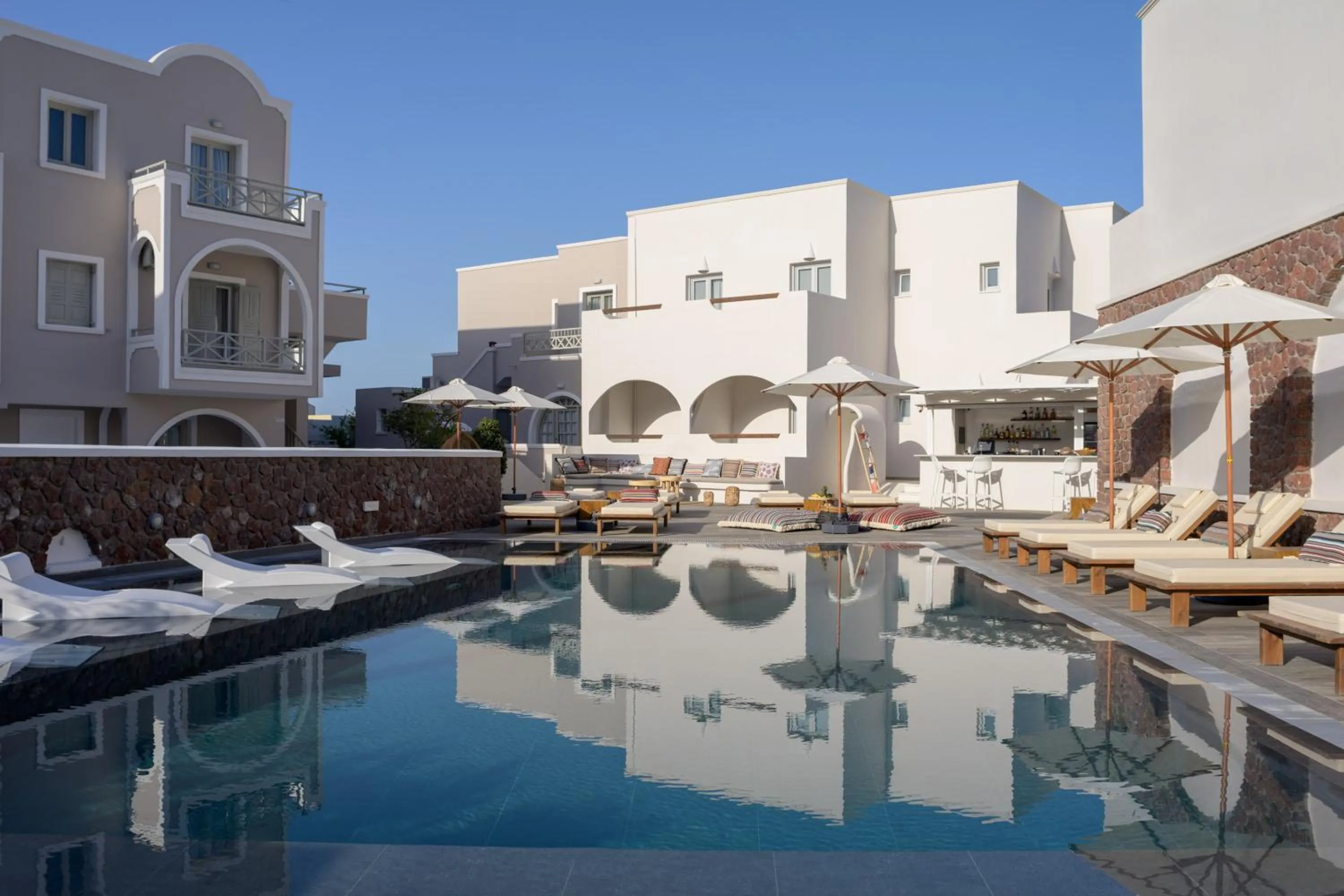 Property building in Selini Ηotel