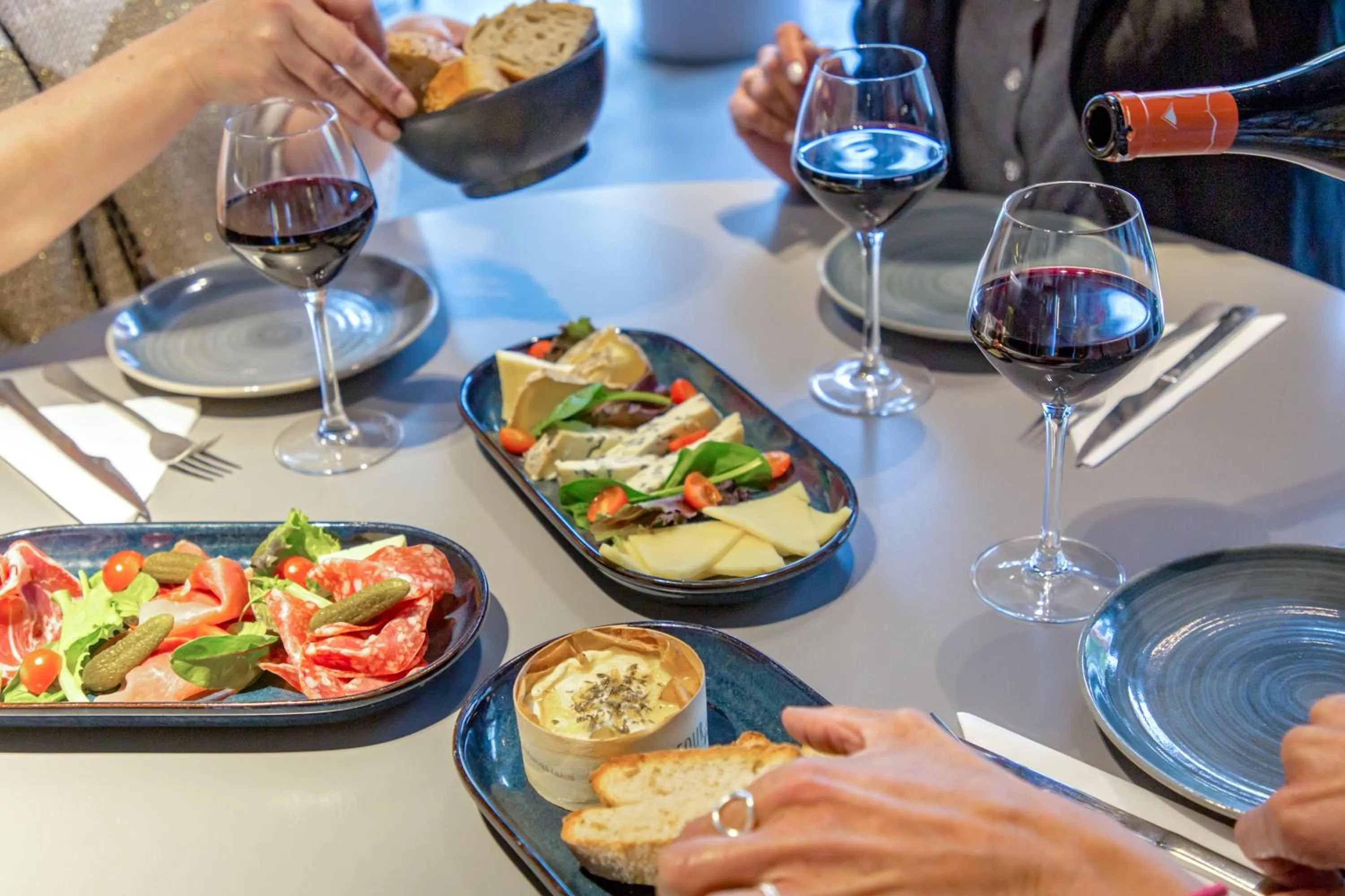 Restaurant/places to eat in Campanile Clermont Ferrand Centre