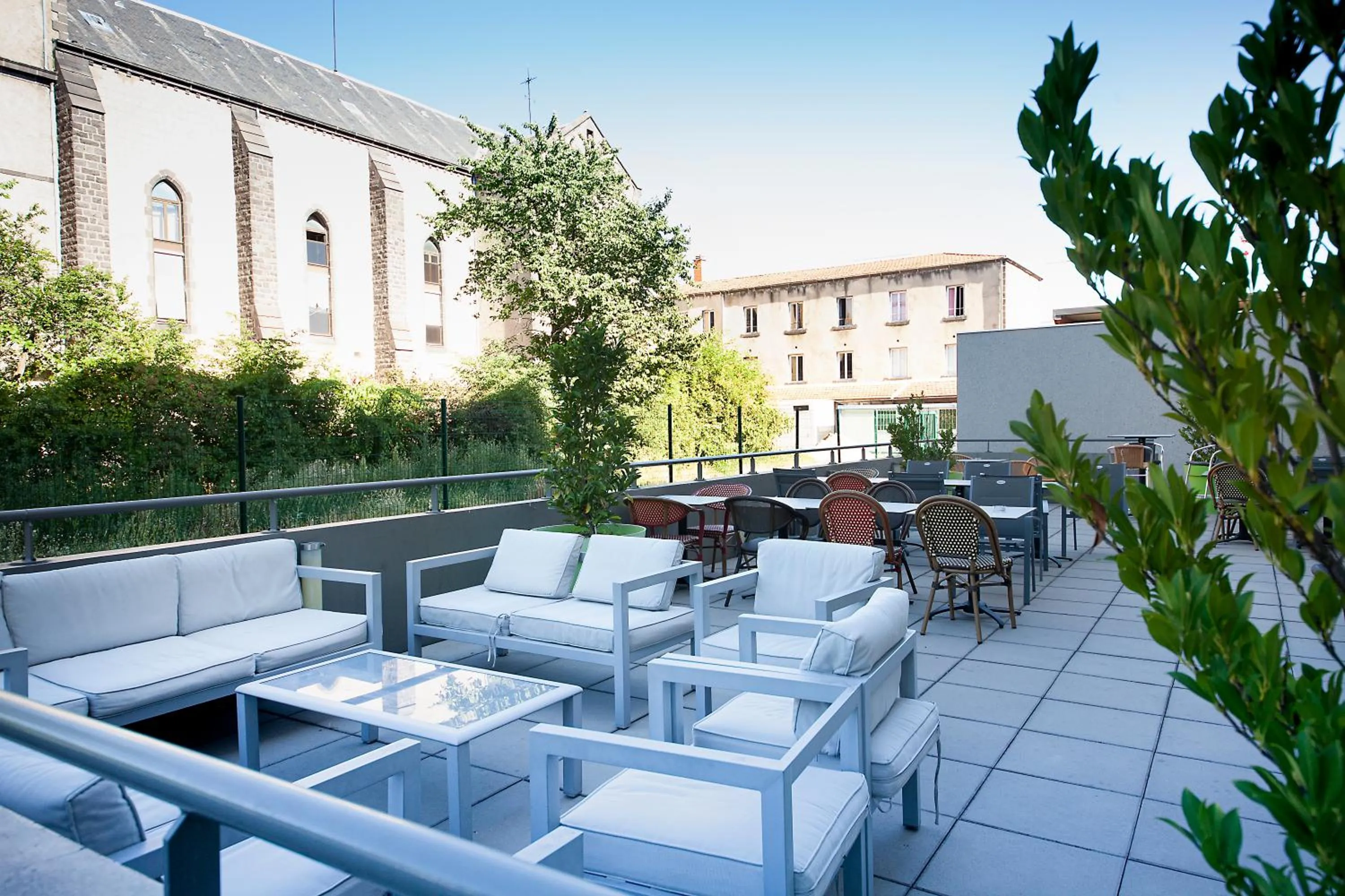 Property building in Campanile Clermont Ferrand Centre