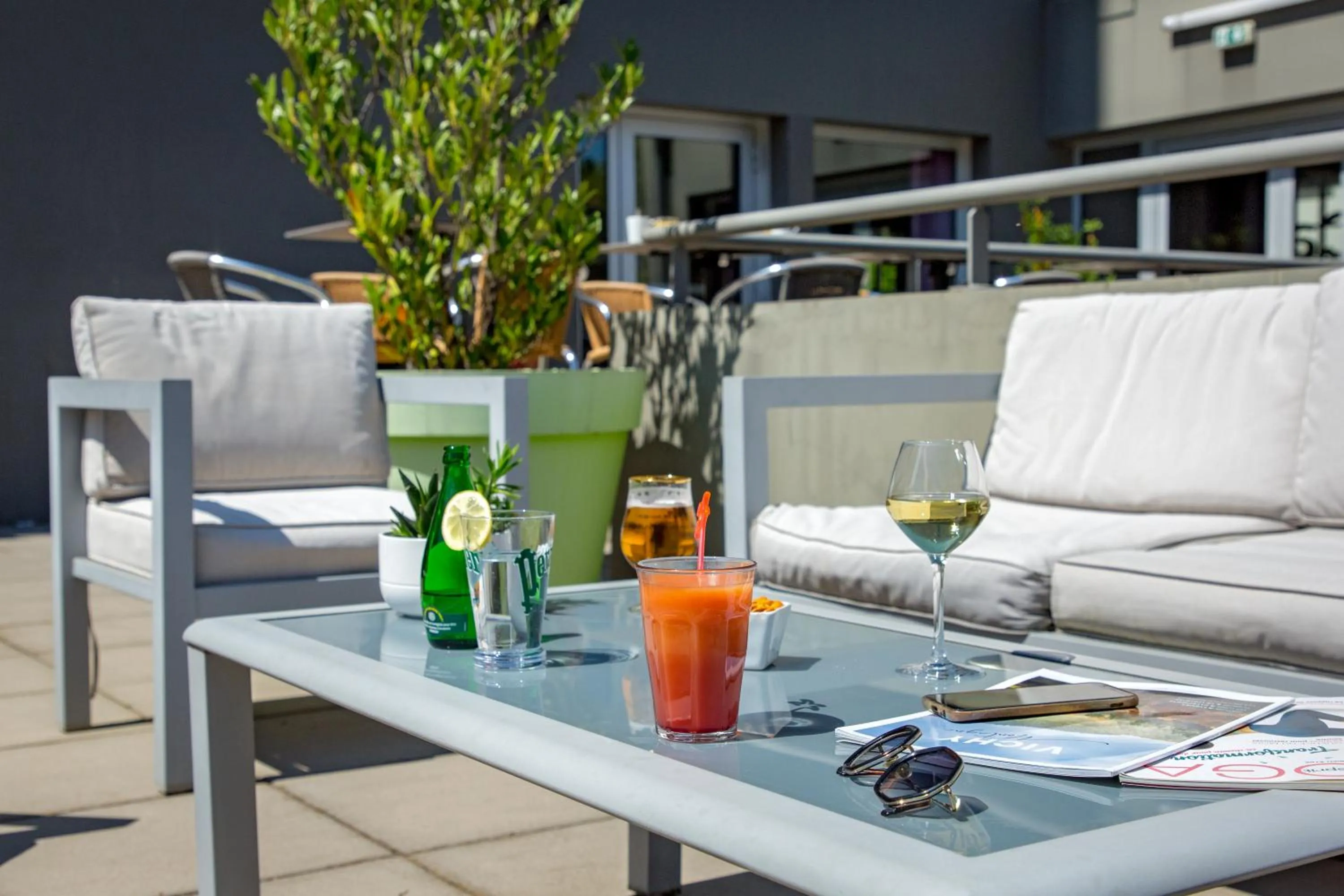 Patio in Campanile Clermont Ferrand Centre