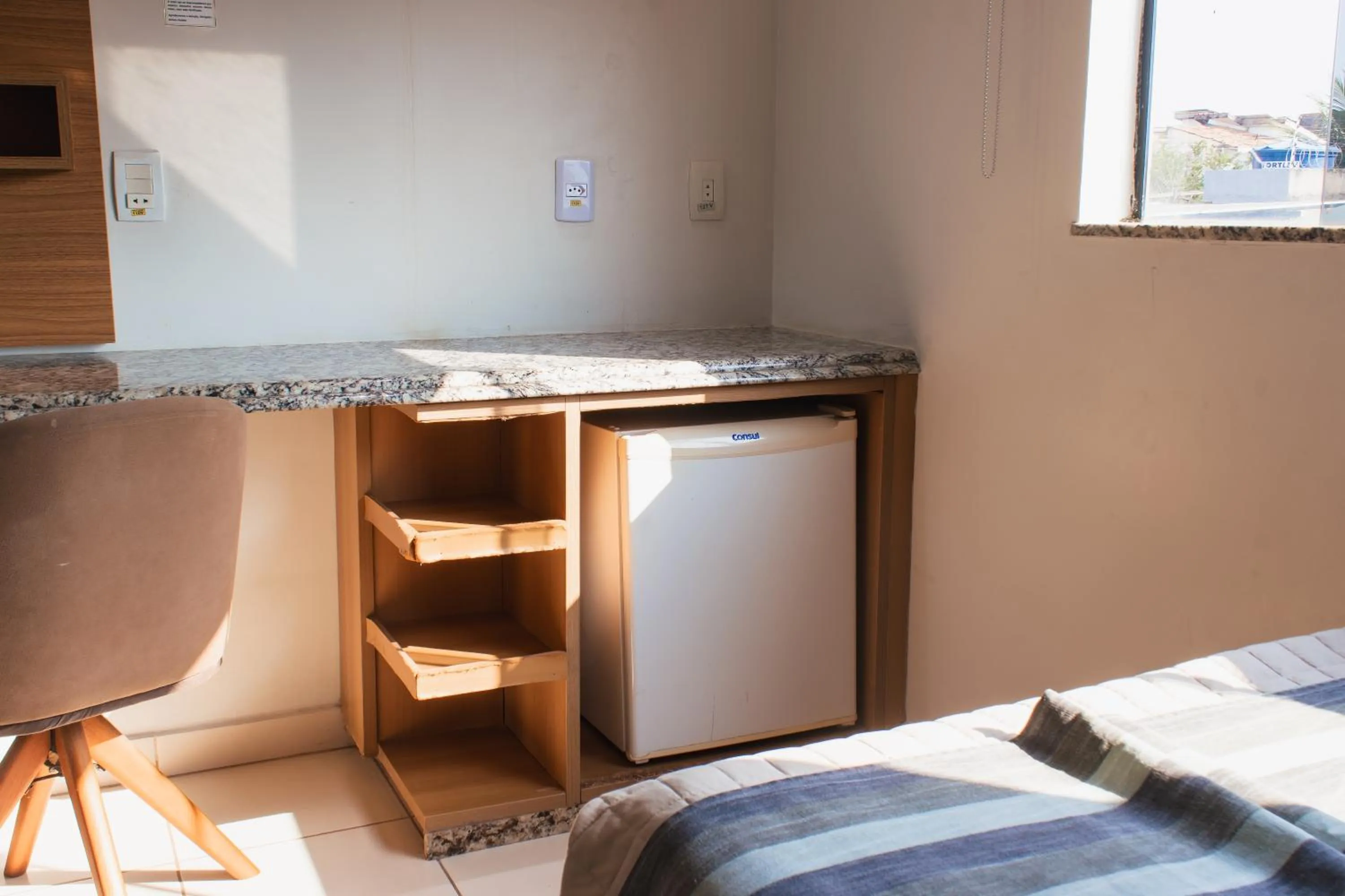 Bedroom, Bed in Atrium Confort Hotels