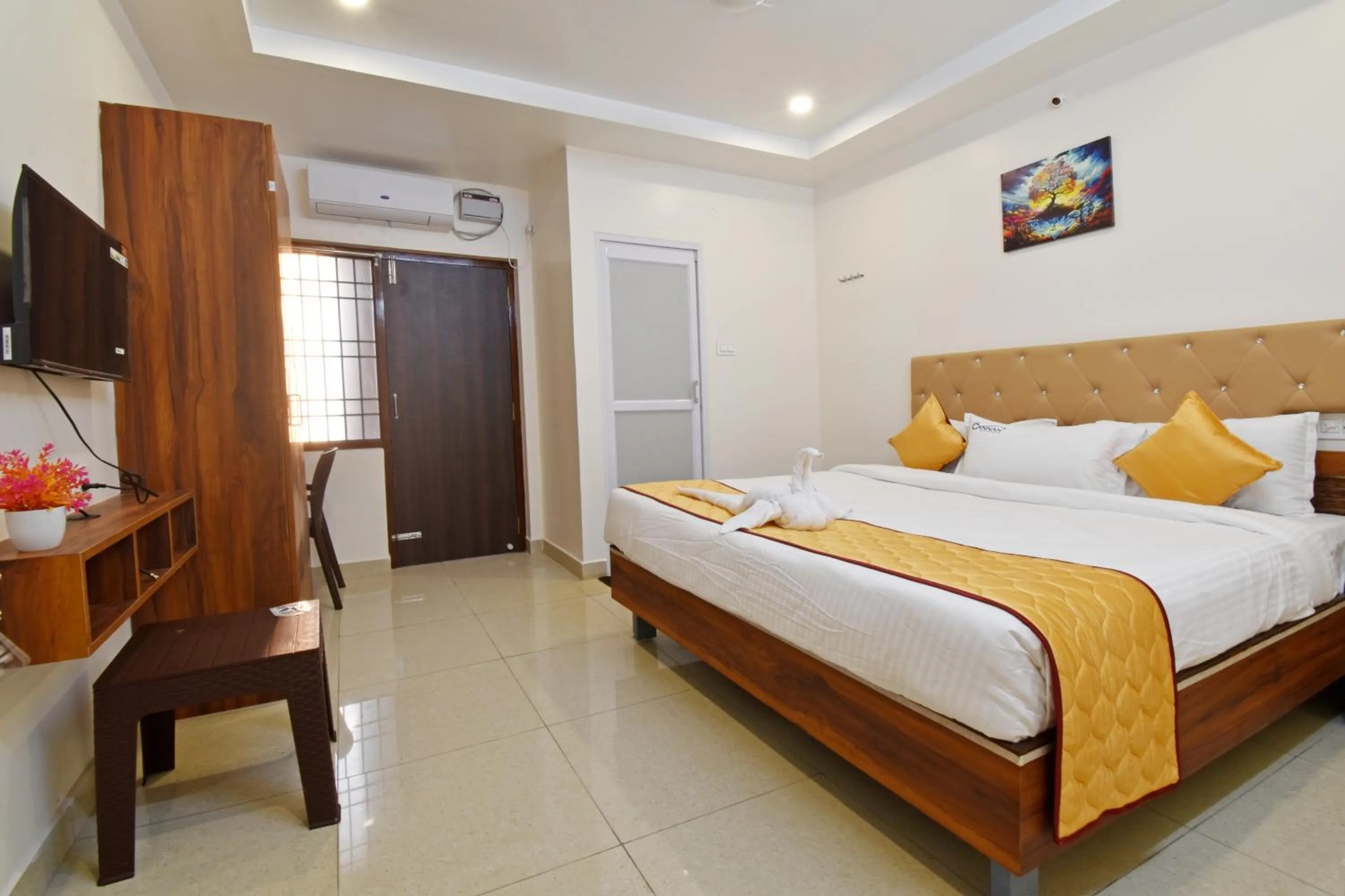 Bed in Cannan Residency Pondicherry