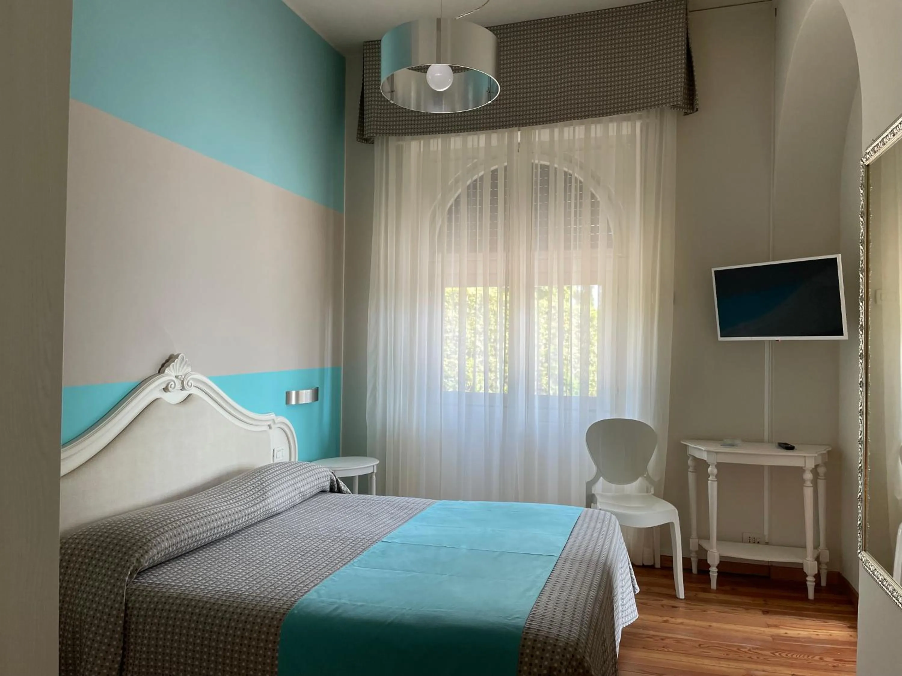 Bedroom, Bed in Hotel Bellevue