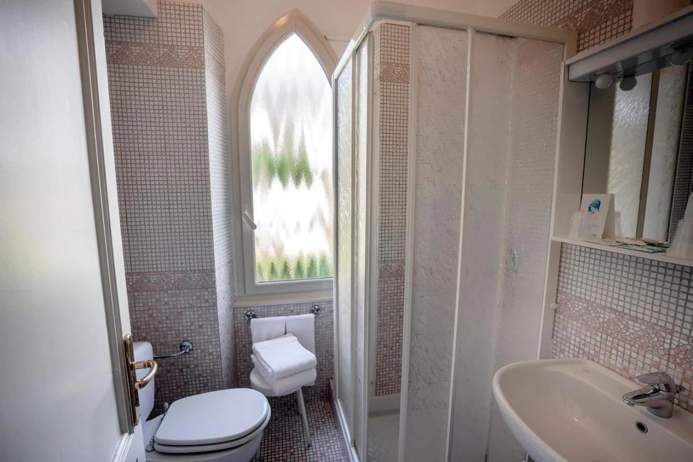 Bathroom in Hotel Bellevue