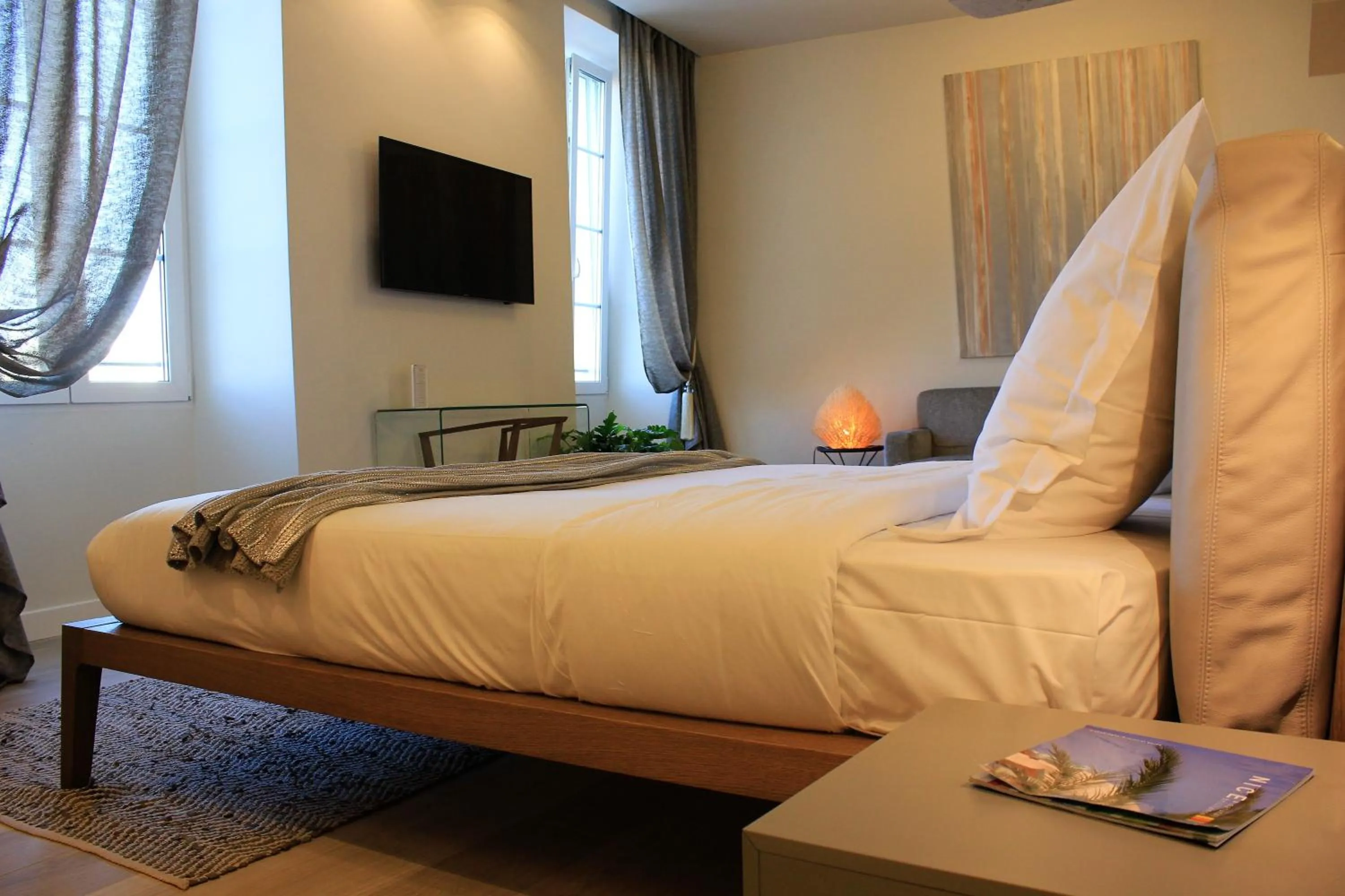 Bedroom, Bed in Les Suites Massena