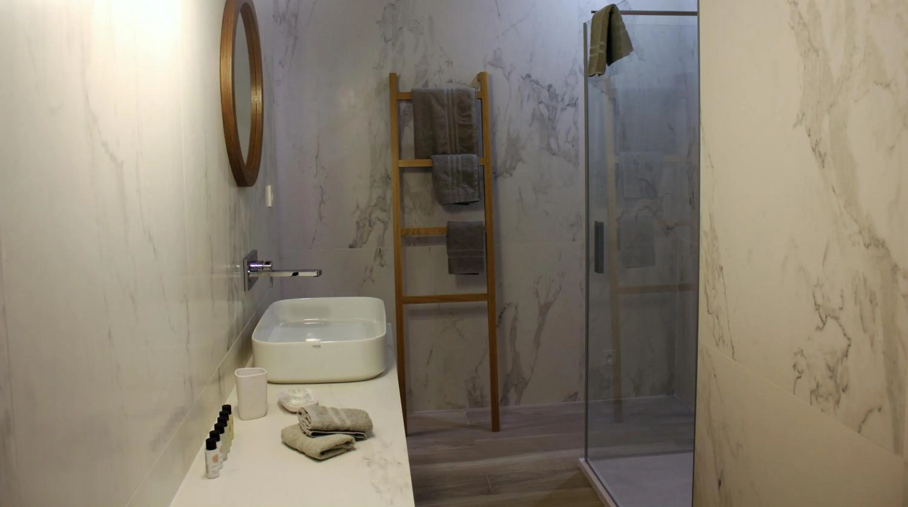 Bathroom in Les Suites Massena