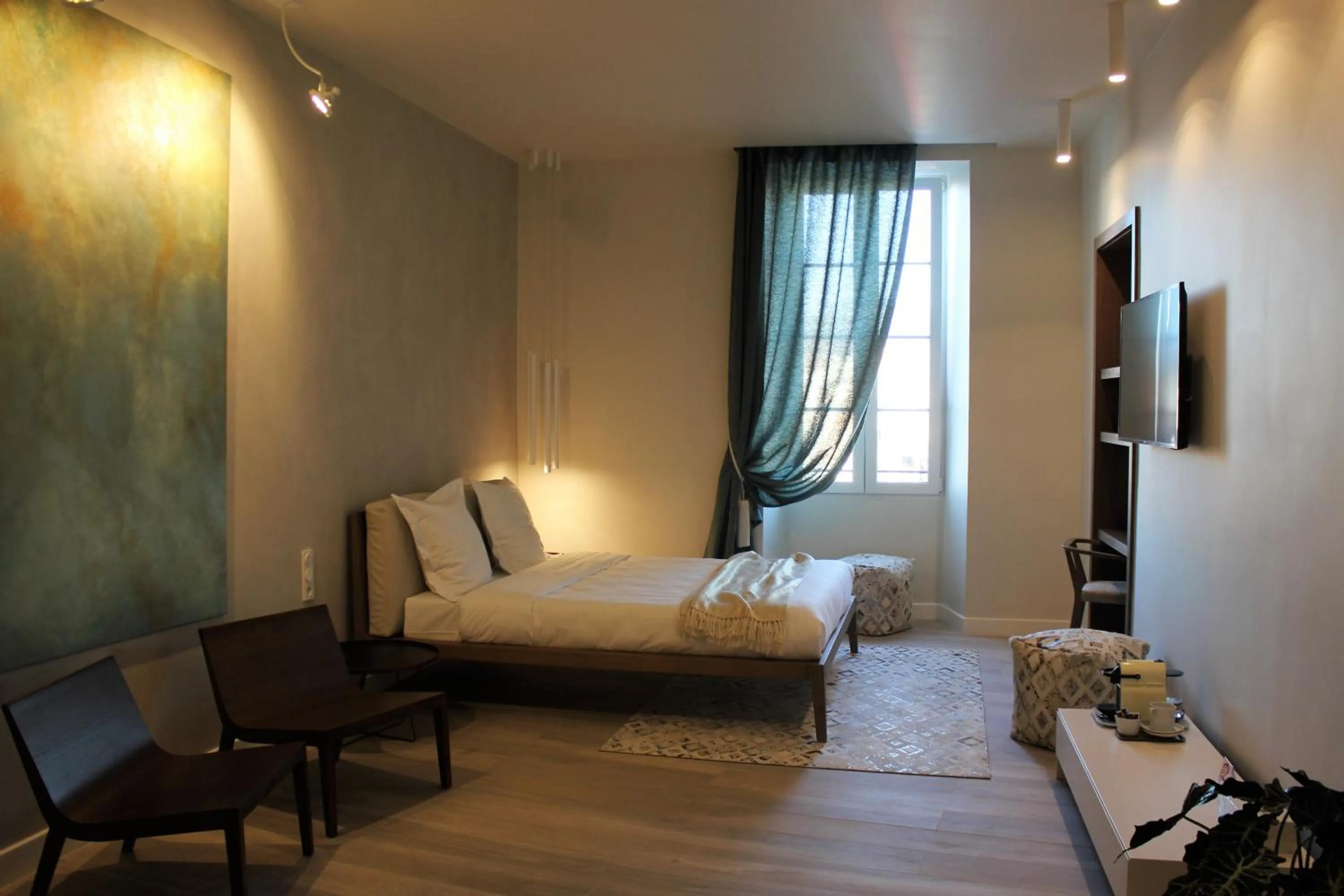 Bedroom, Bed in Les Suites Massena