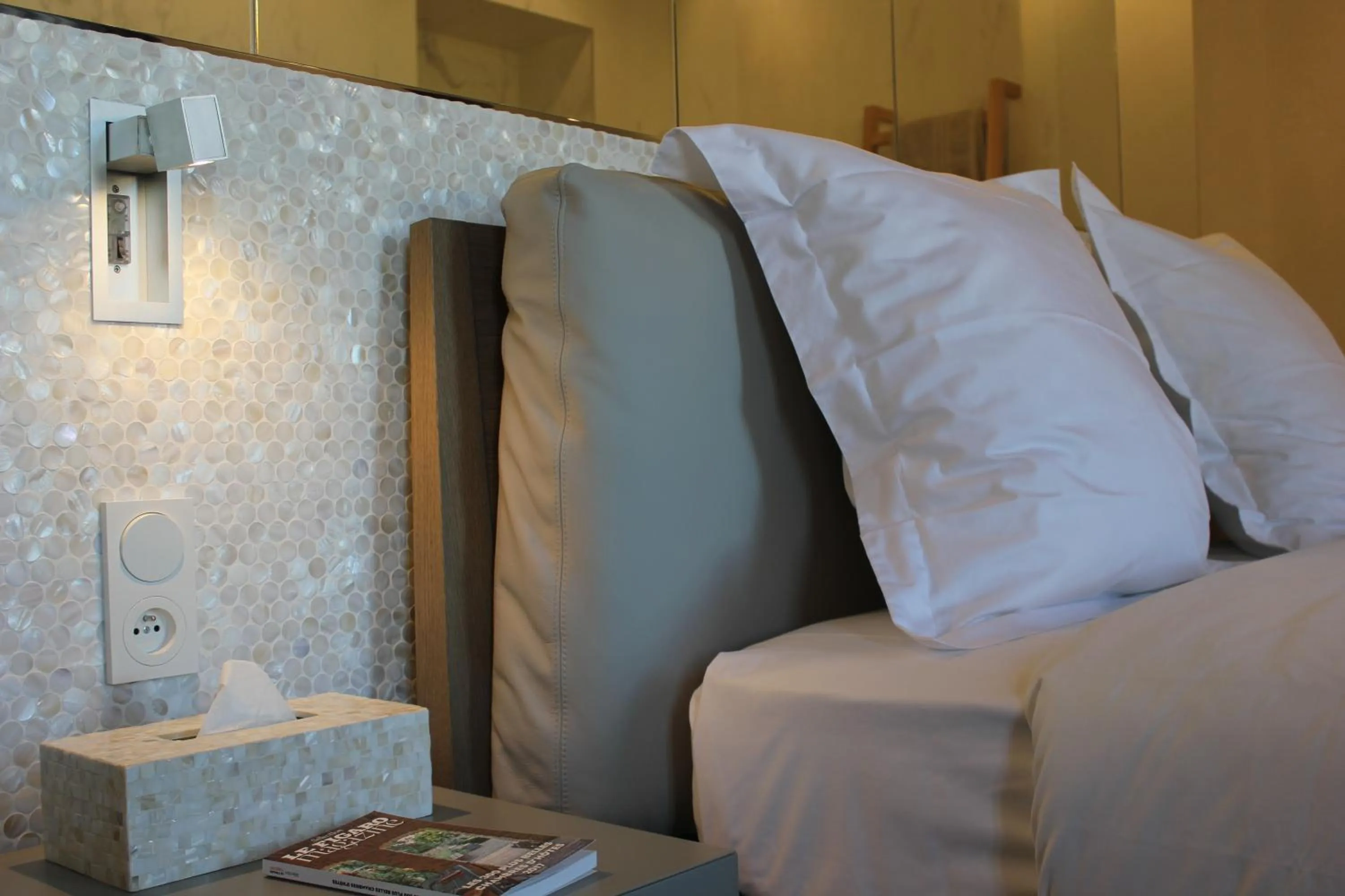 Bed in Les Suites Massena