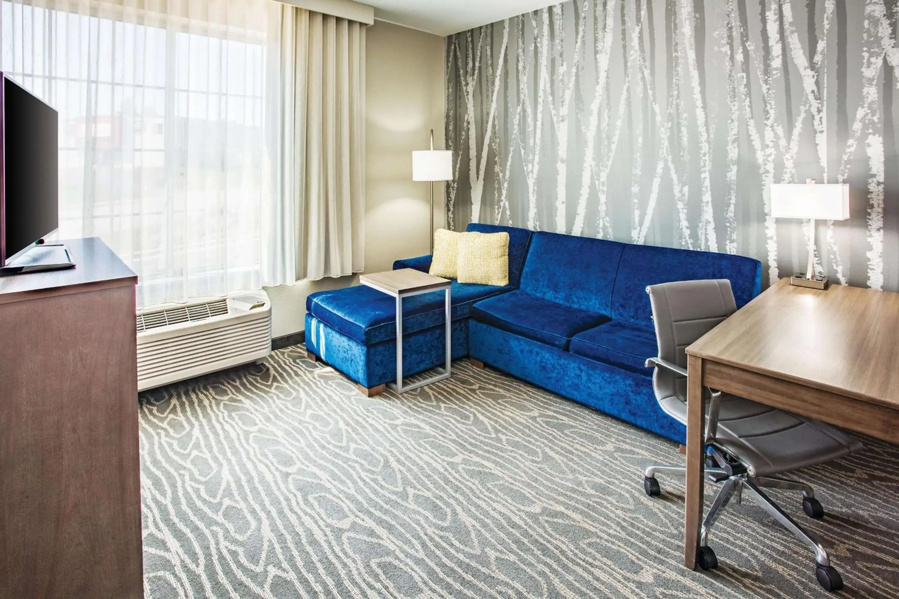 Executive Queen Room with Two Queen Beds in La Quinta by Wyndham Duluth Executive Queen Room with Two Queen Beds in La Quinta by Wyndham Duluth