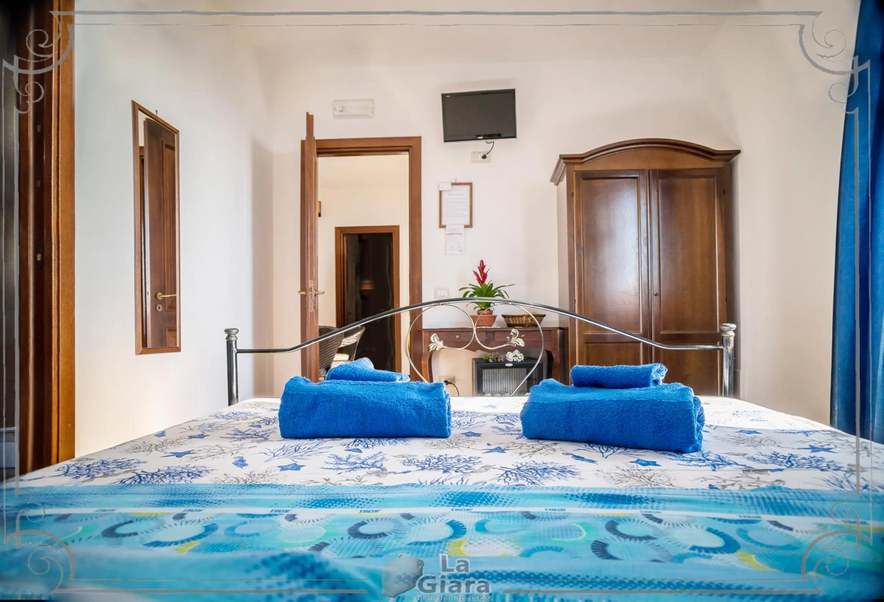 Photo of the whole room, Bed in B&b La Giara