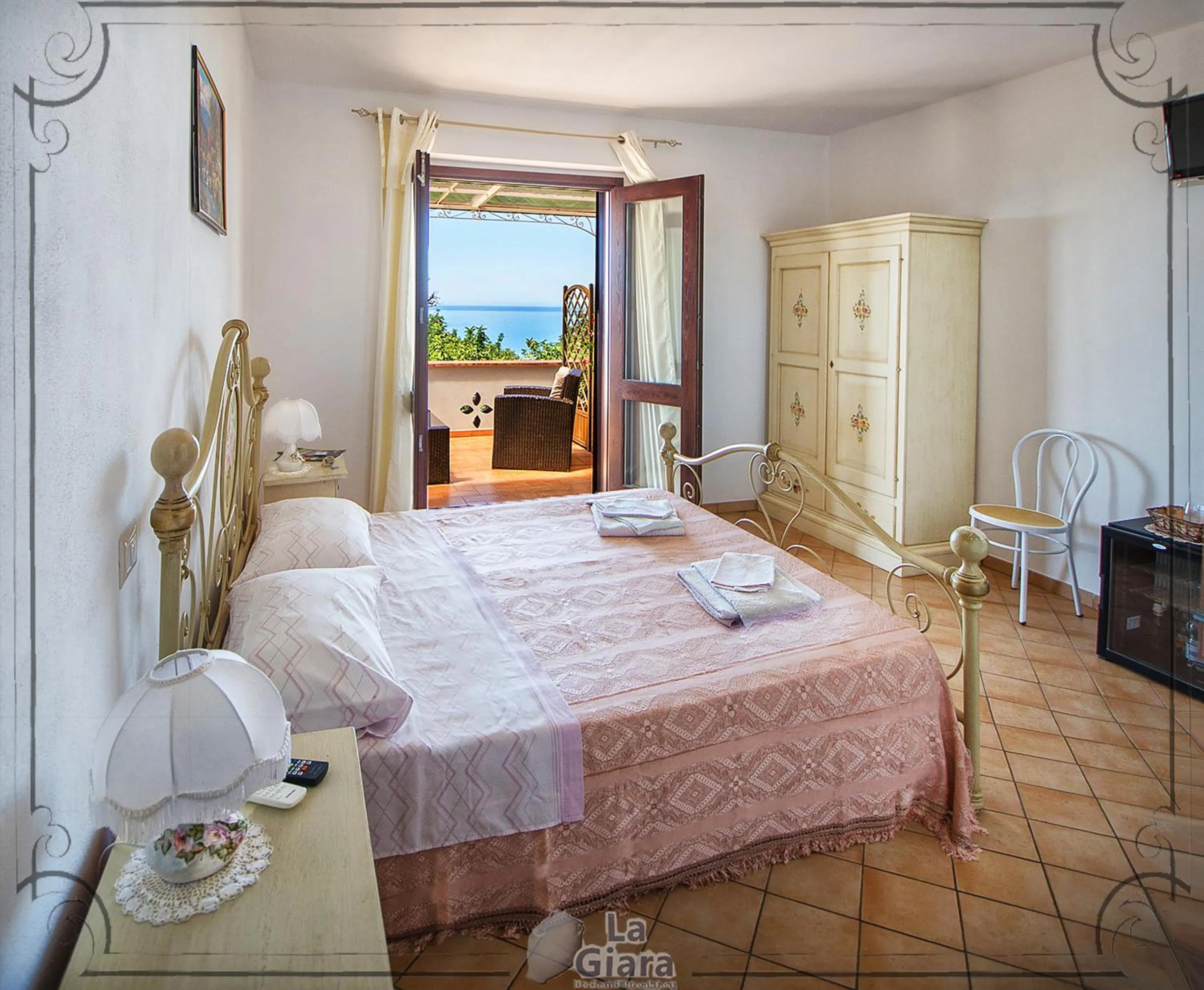 Photo of the whole room, Bed in B&b La Giara