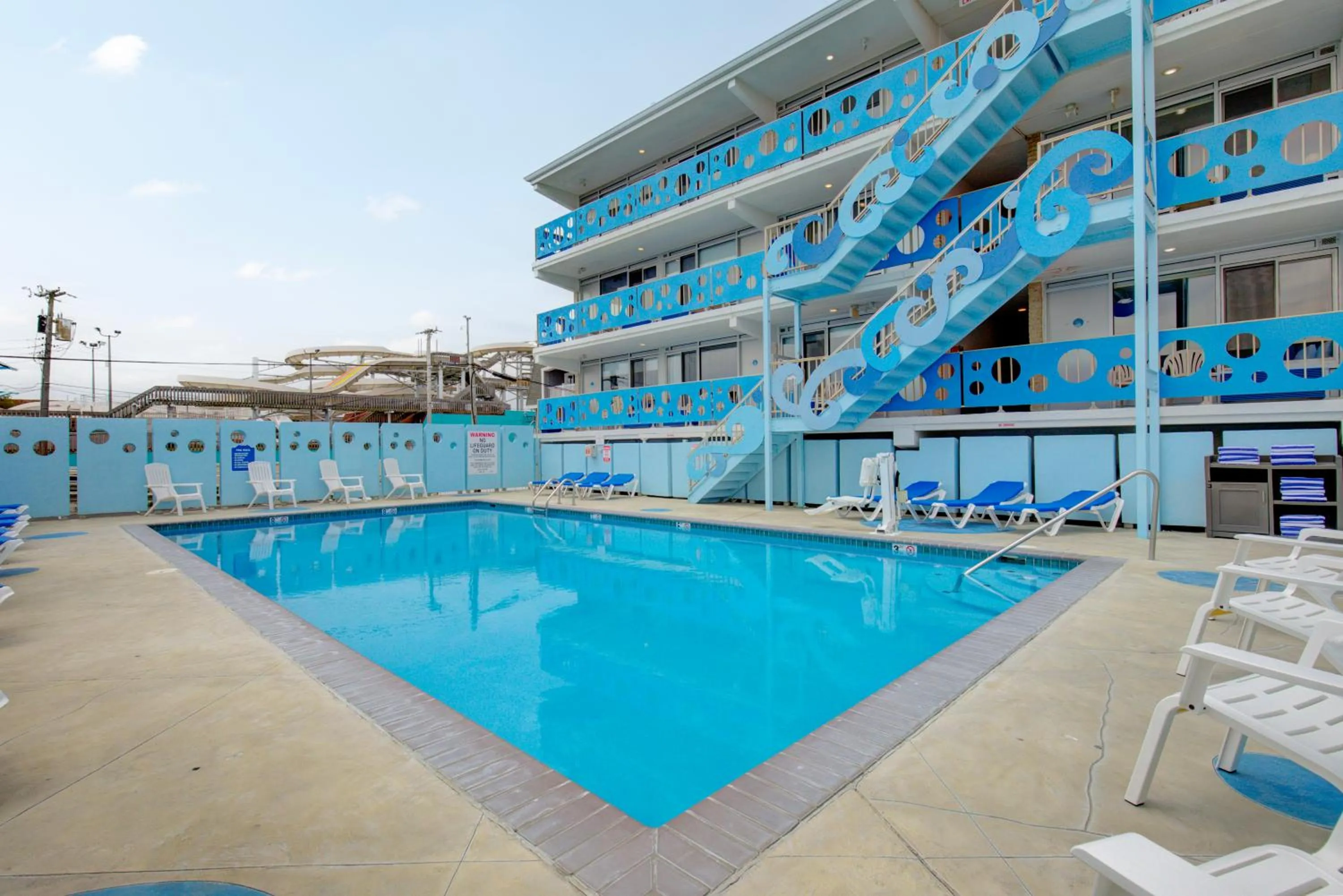 Swimming pool in Ocean 7
